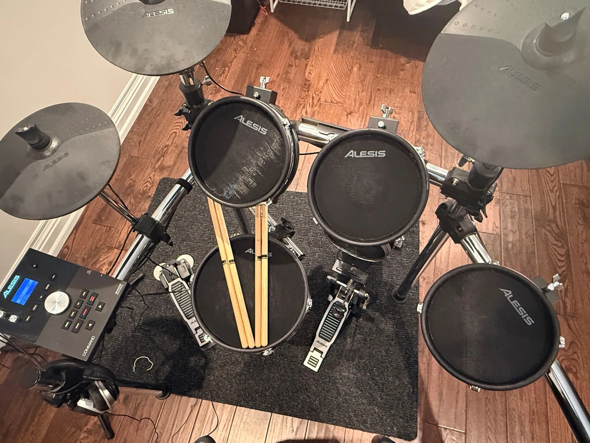 Drum Set: Alesis Command Mesh Kit - photo 2