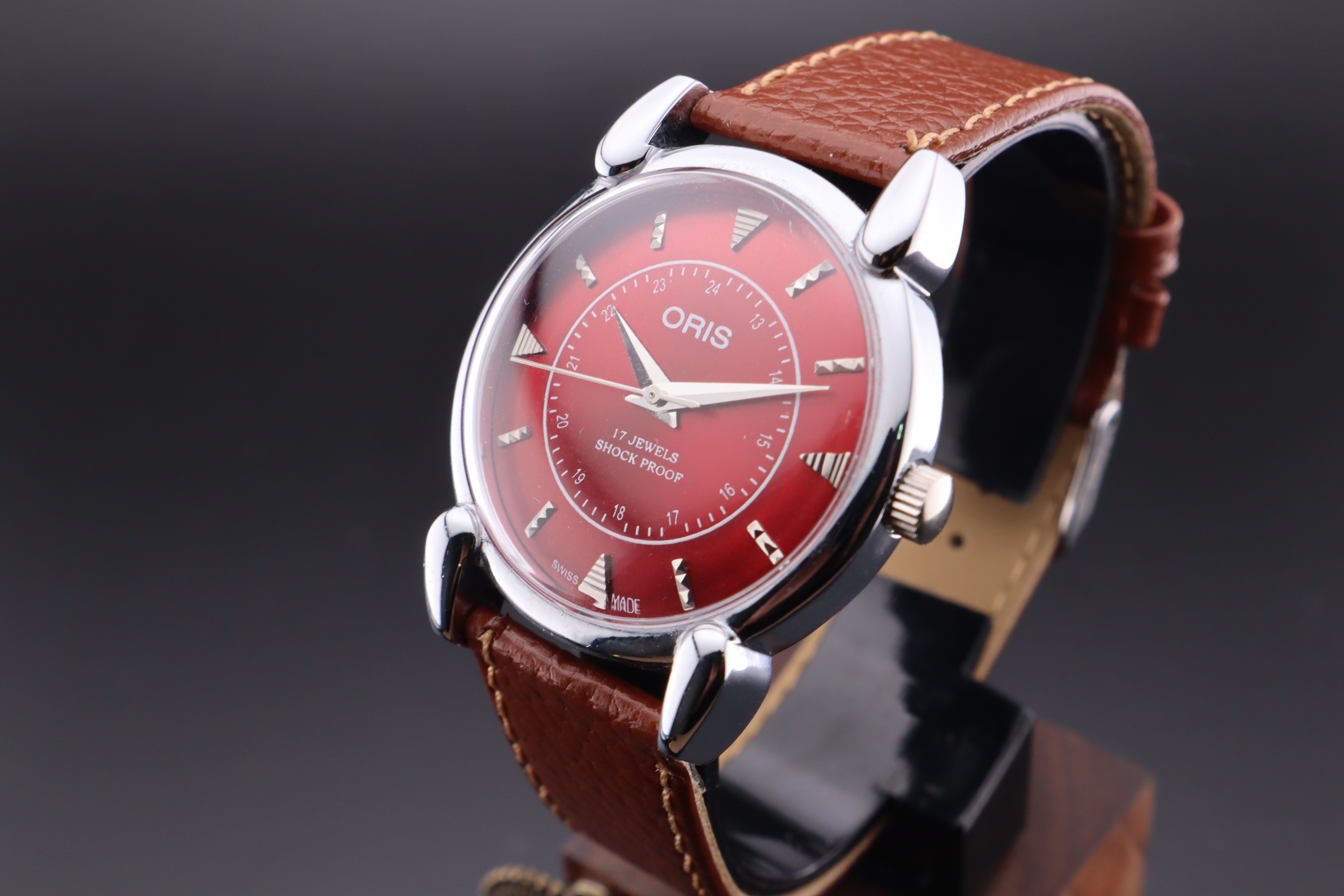 Vintage Oris Swiss ST-96 Hand Wind Mechanical Men's Watch - photo 3