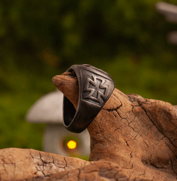 Men's Cross Ring - photo 2