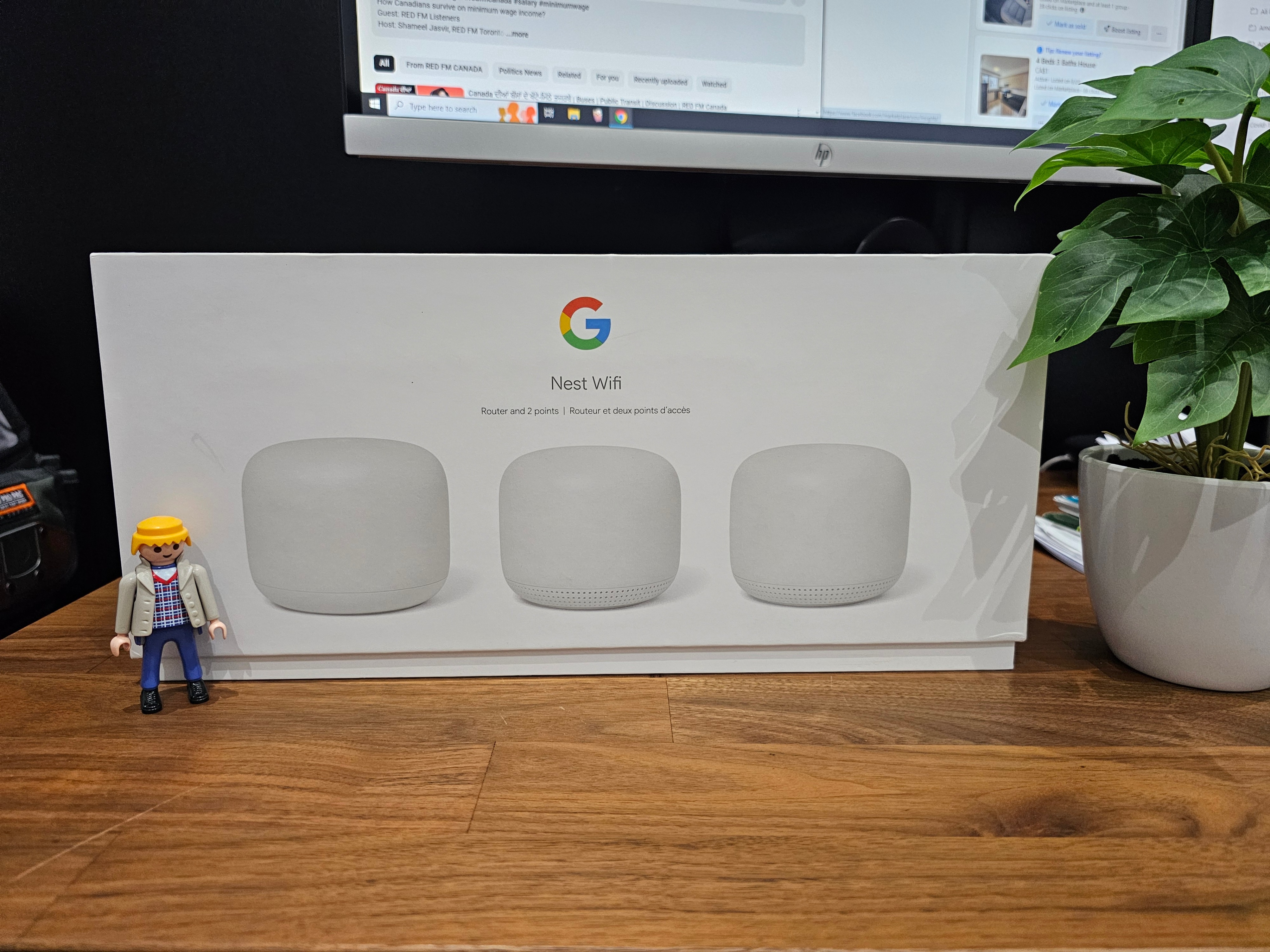 Google Nest Wifi Router and 2 Points AC2200 Mesh System - Snow