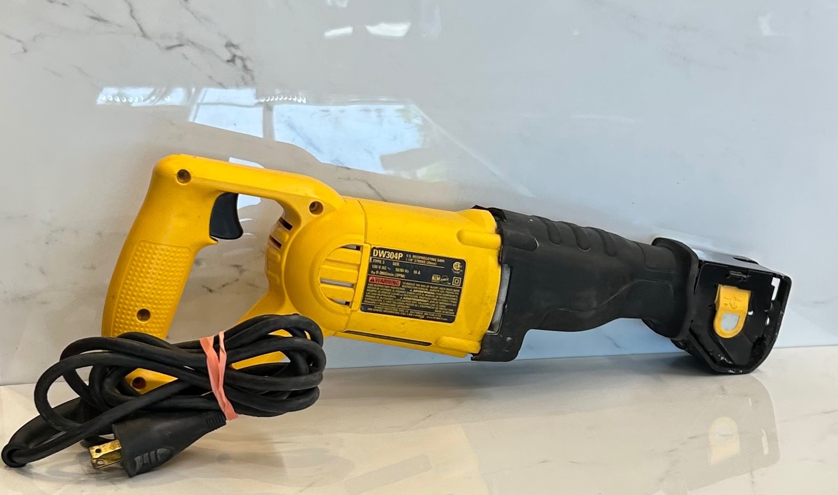 Dewalt Variable Speed Reciprocating Saw - photo 2