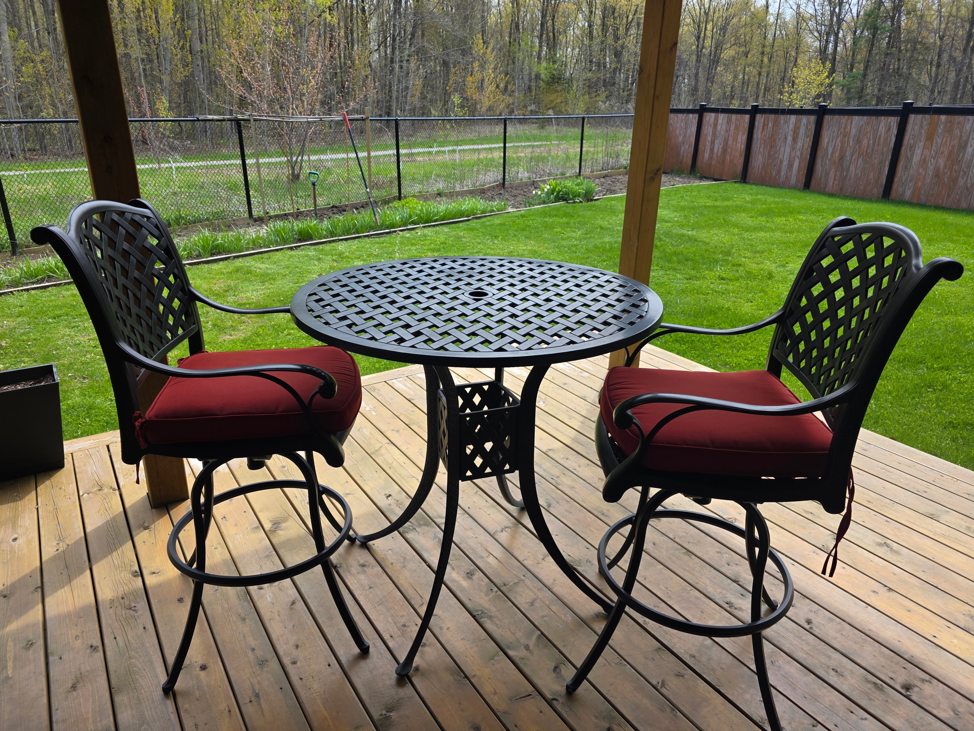 DOT Furniture Cameron Collection Cast‐Aluminum Bar‐Height Set - photo 2