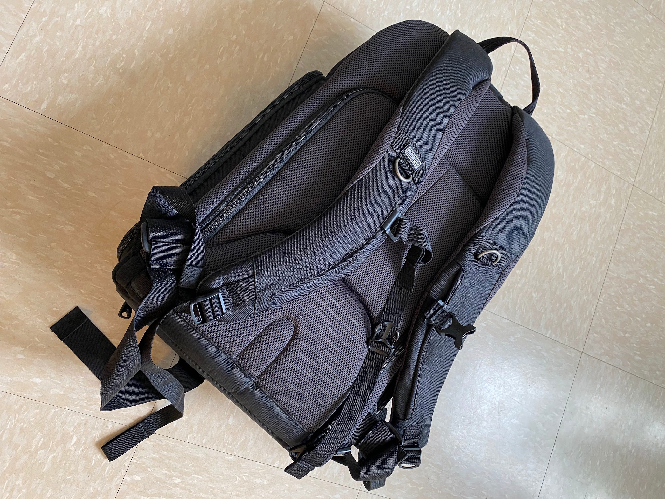 ThinkTank Trifecta 10 Backpack - DSLR - photo 2