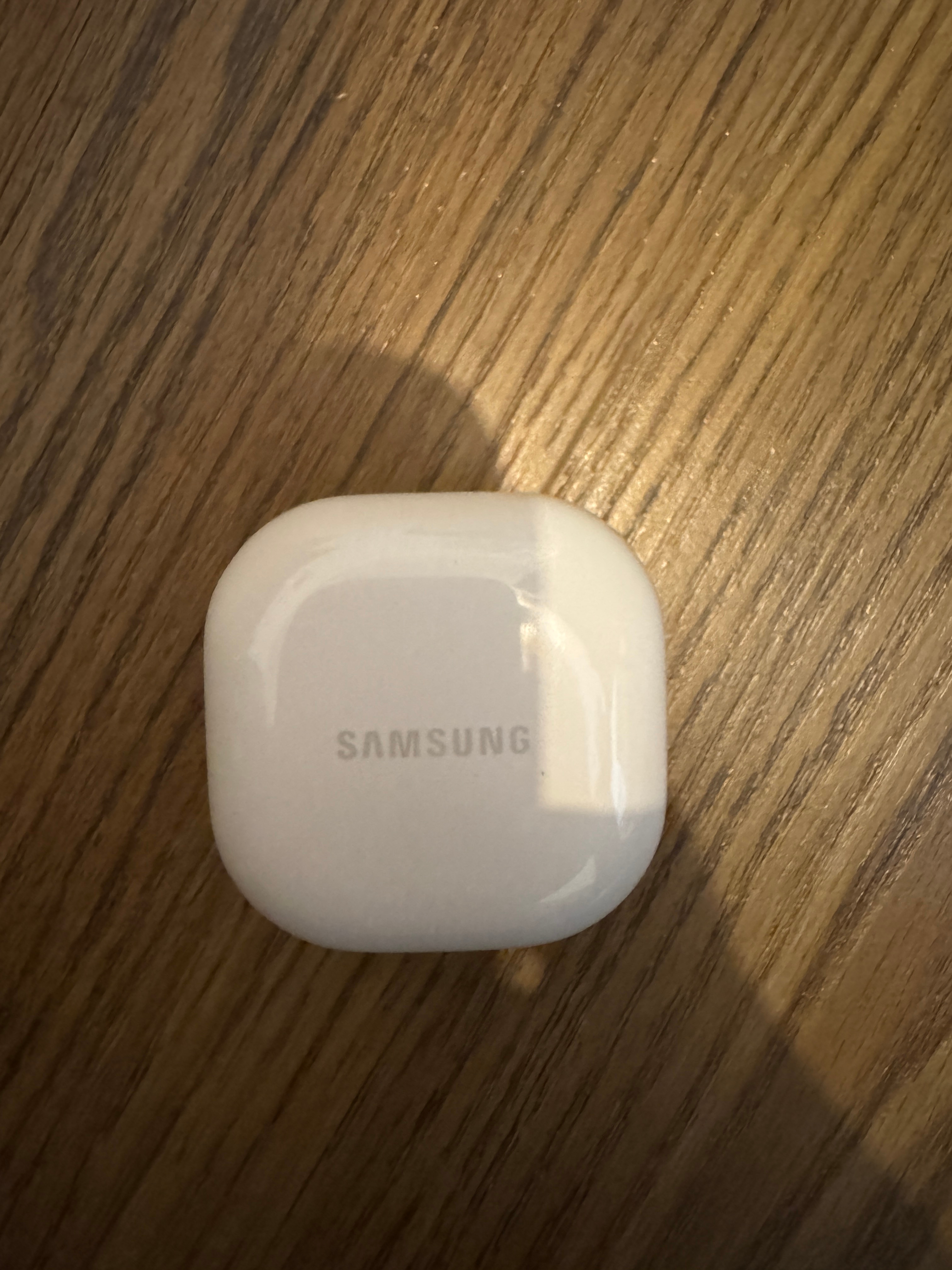 Samsung Galaxy Wireless Earbuds with Charging Case