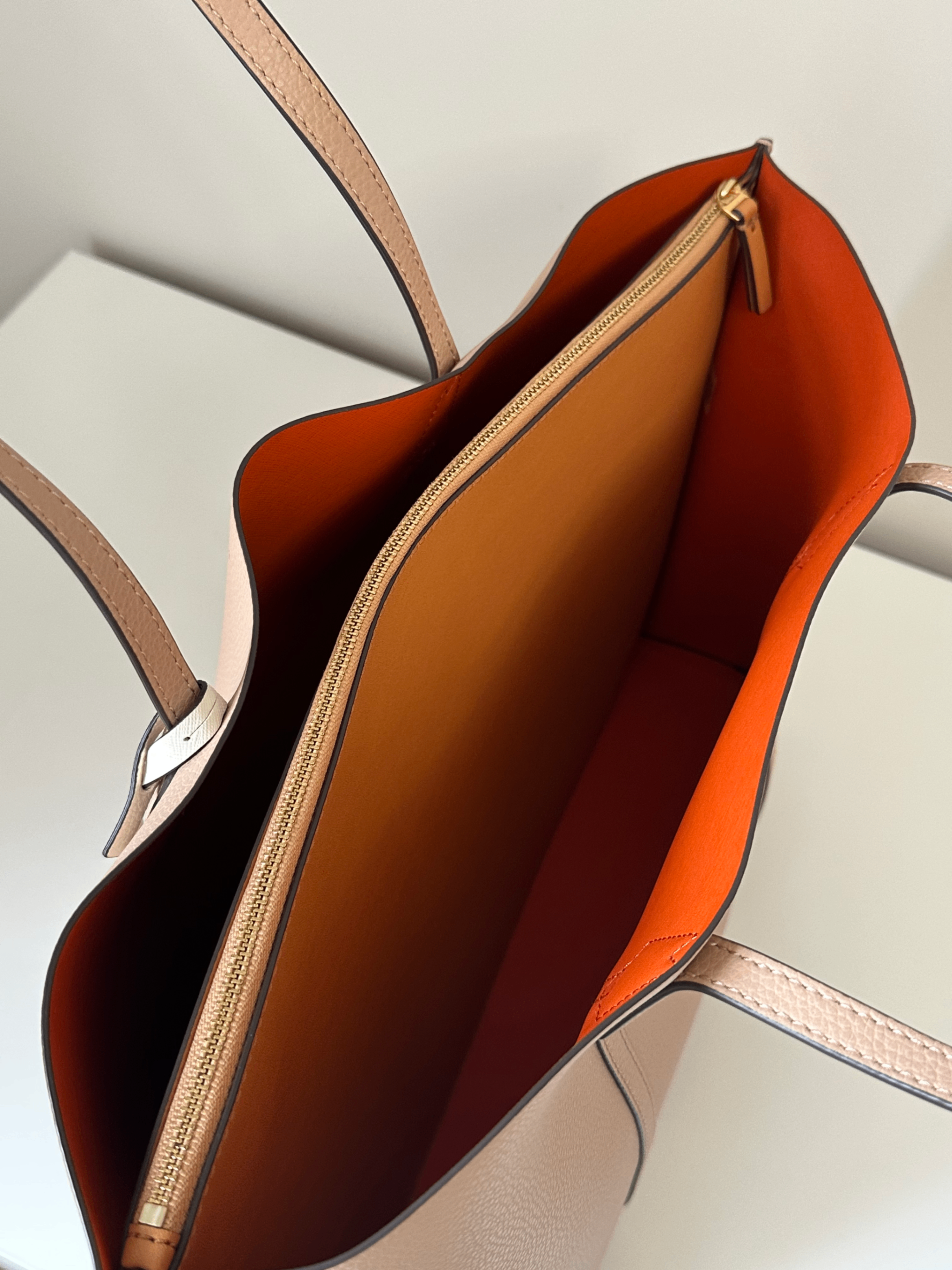 Tory Burch Perry Tote Bag - photo 5