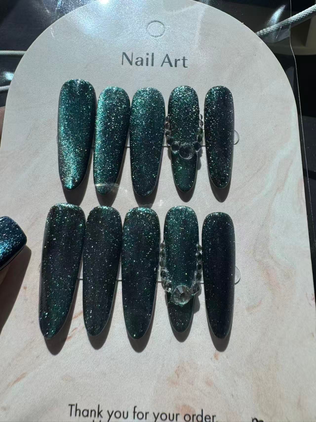 Handmade press on nails - photo 2