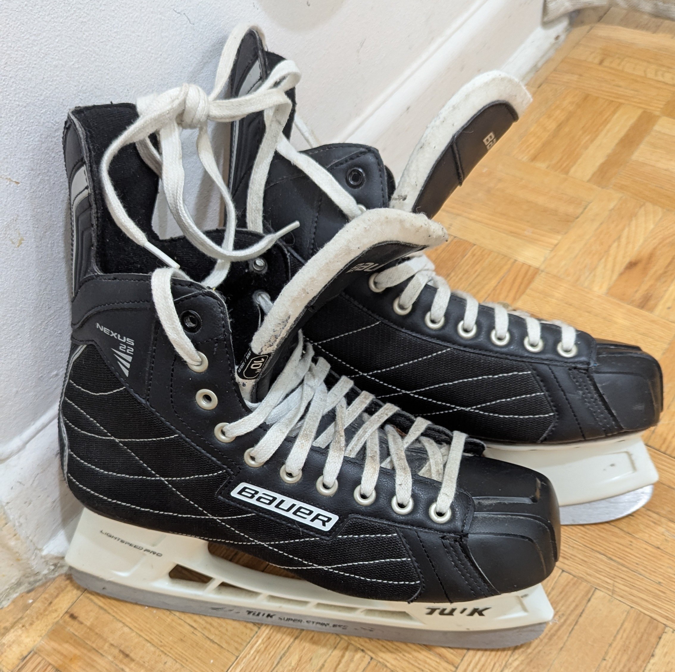 Size US-11.5 EUR-45.5 Men's Ice Skates Bauer Nexus 22