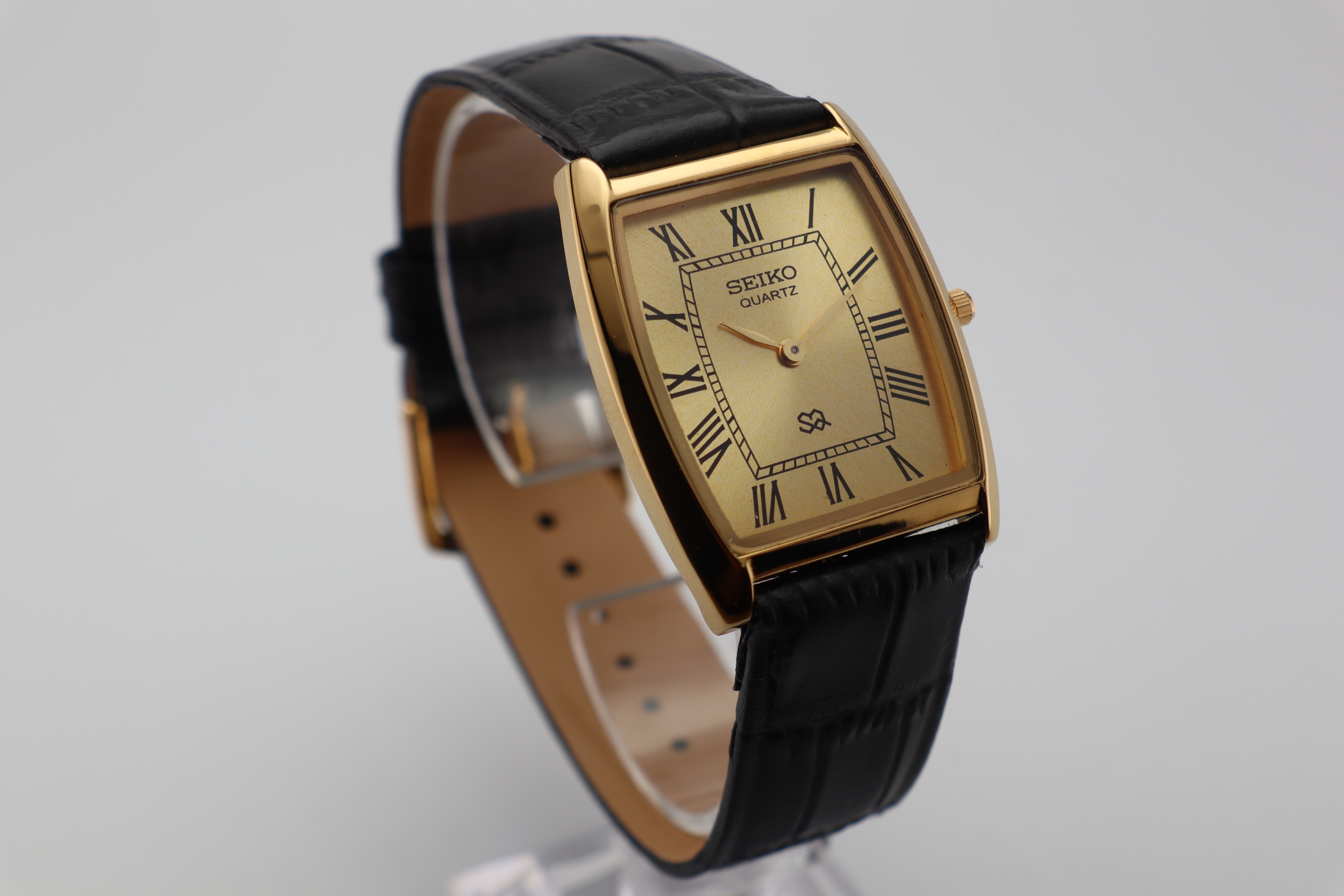 Refurbished Vintage Barrel Tank Men’s Watch