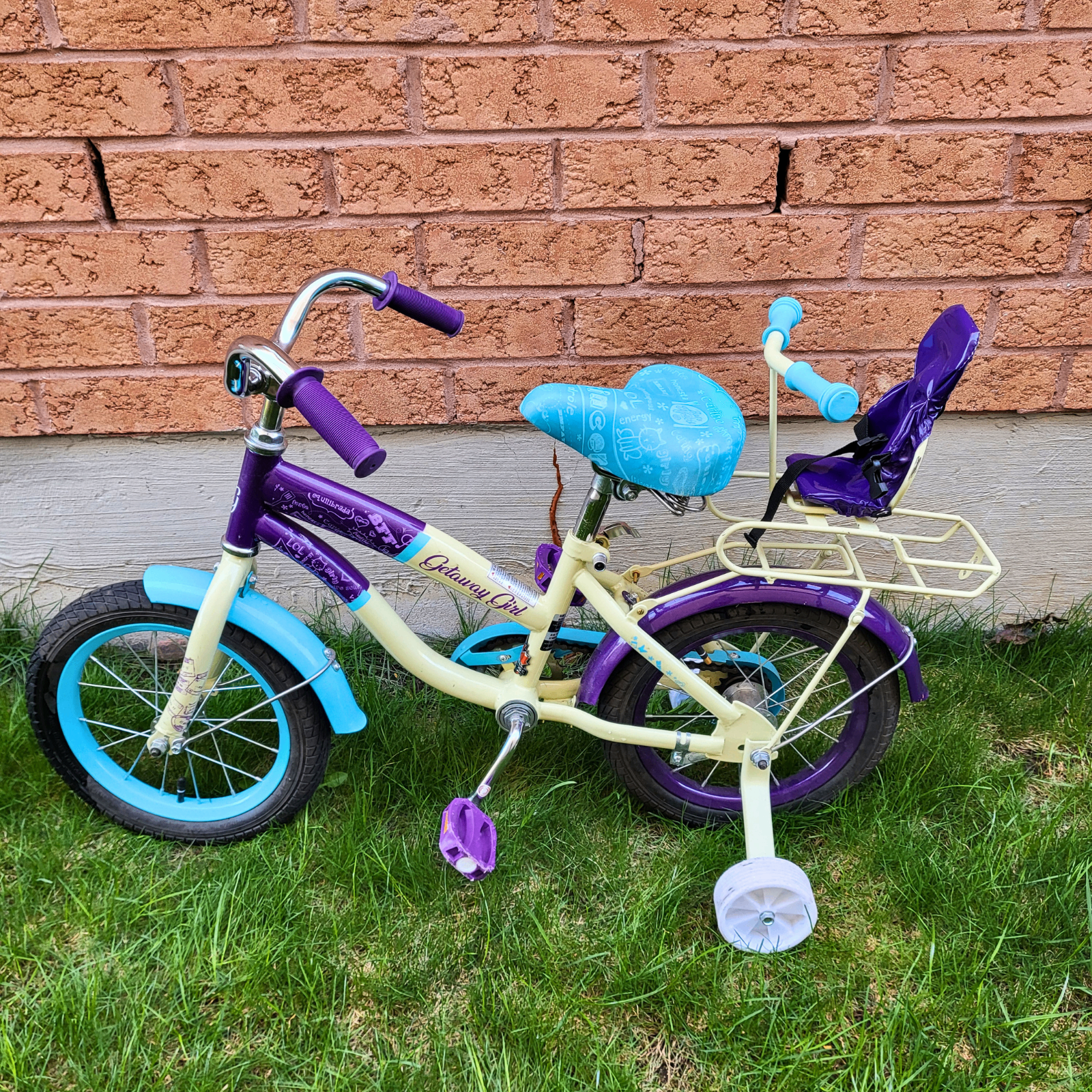 Pre-Loved - Getaway Girl Children's Training Bike - South Ajax