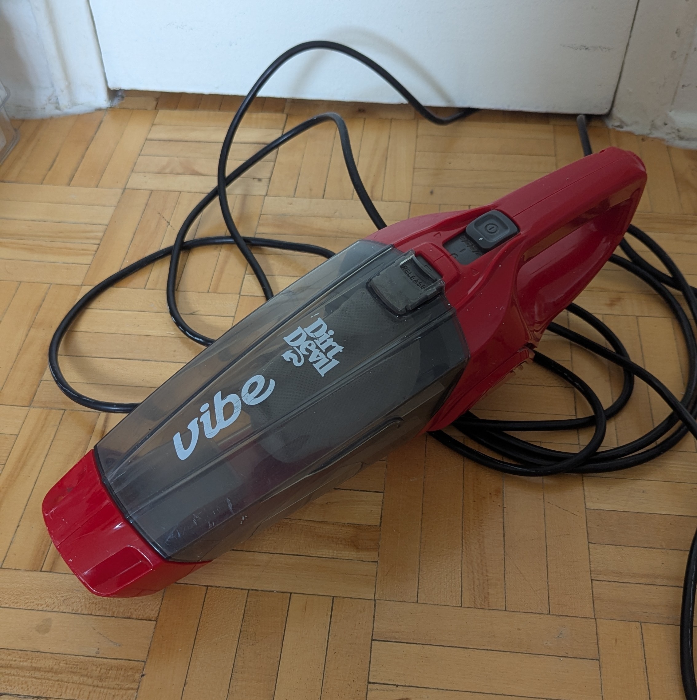 Hand-held Vacuums Bagless Canister Dirt Devil Corded SD20020