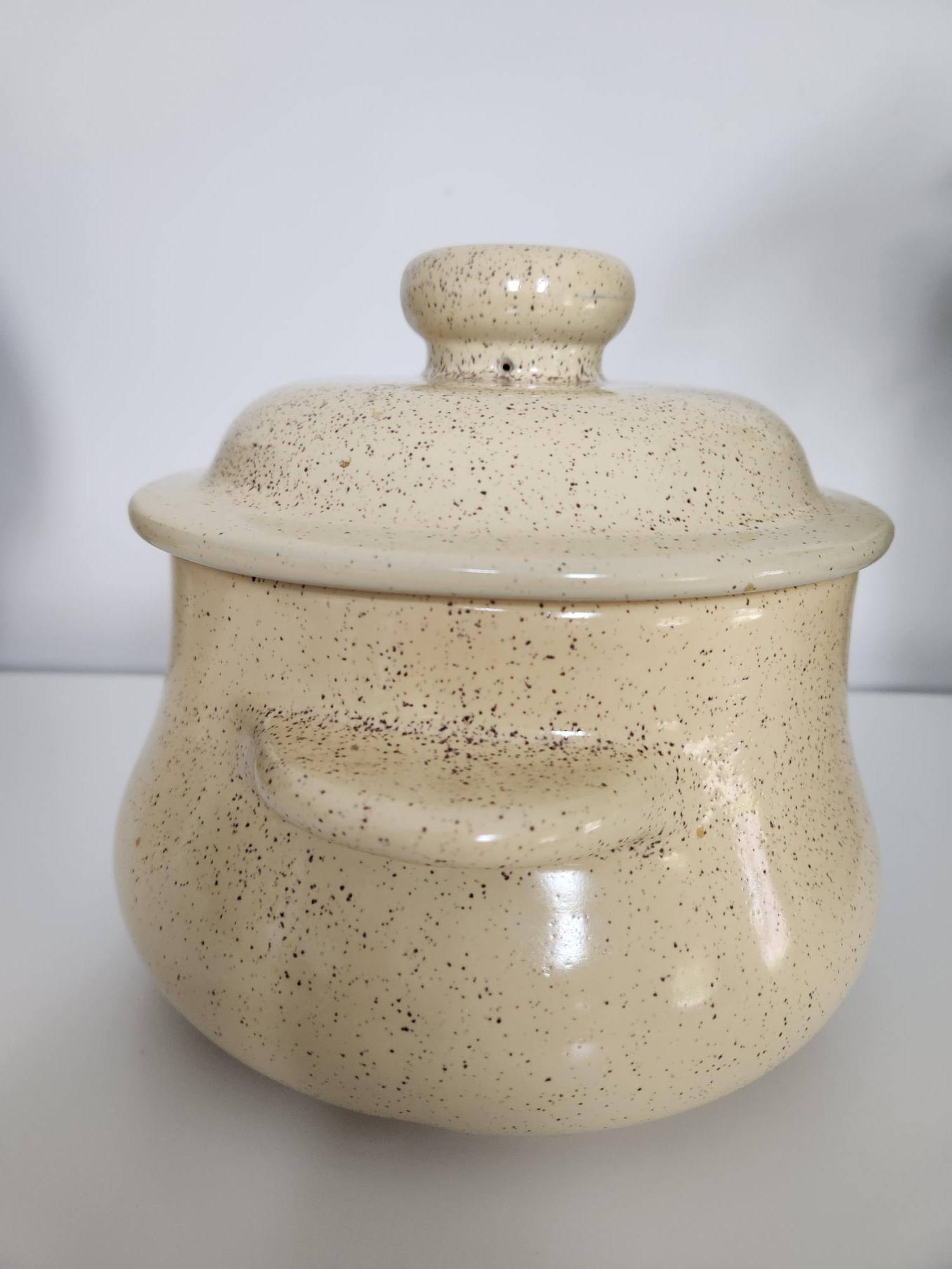 Blue Mountain Speckled Lidded Dish, Natural / Buttercream Colour - photo 5