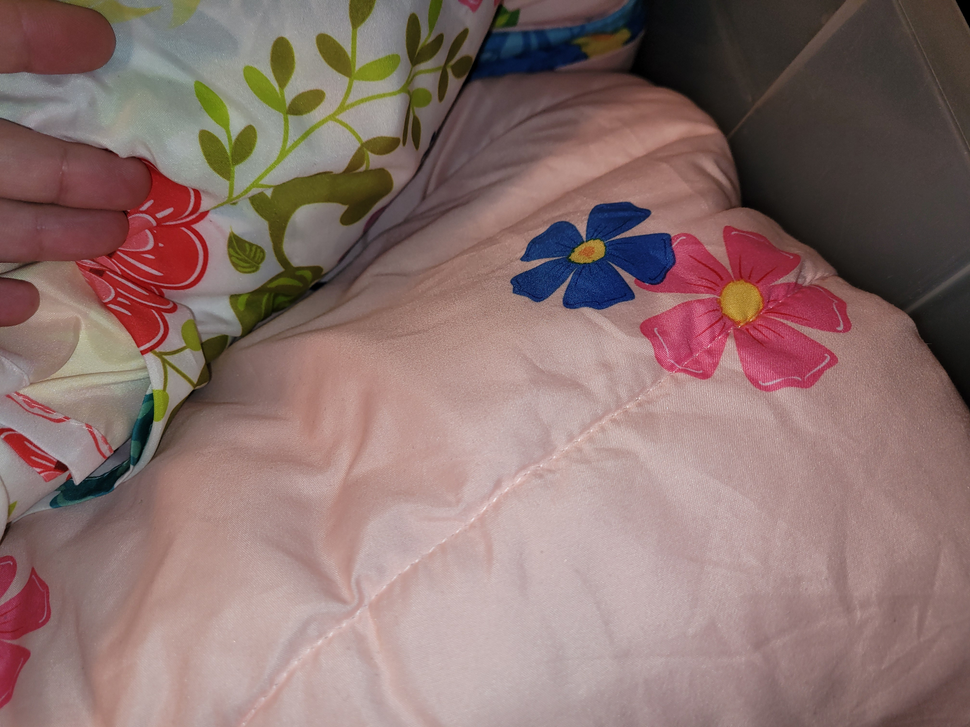 Child's bedding (blanket & sheets) - photo 3