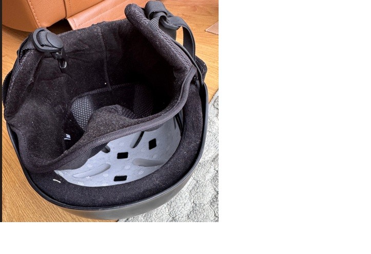 Reduced! K2 Clutch Ski Helmet in excellent condition-medium size - photo 3