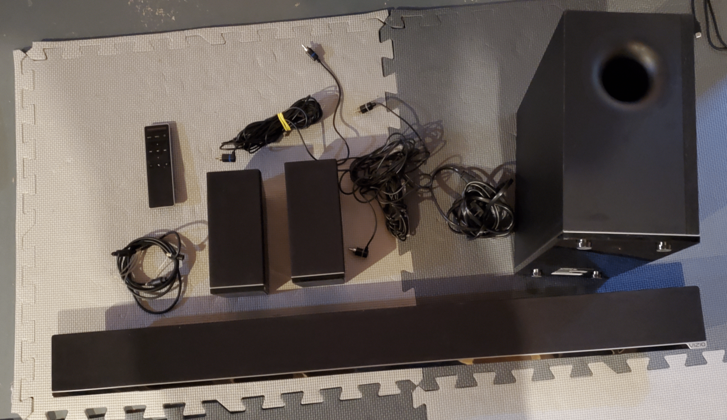 Vizio 5.1-channel sound system - photo 2