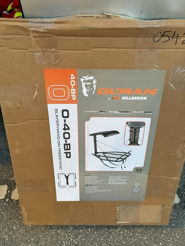 Ol' Man by Millennium Slayer Hang-On Tree Stand