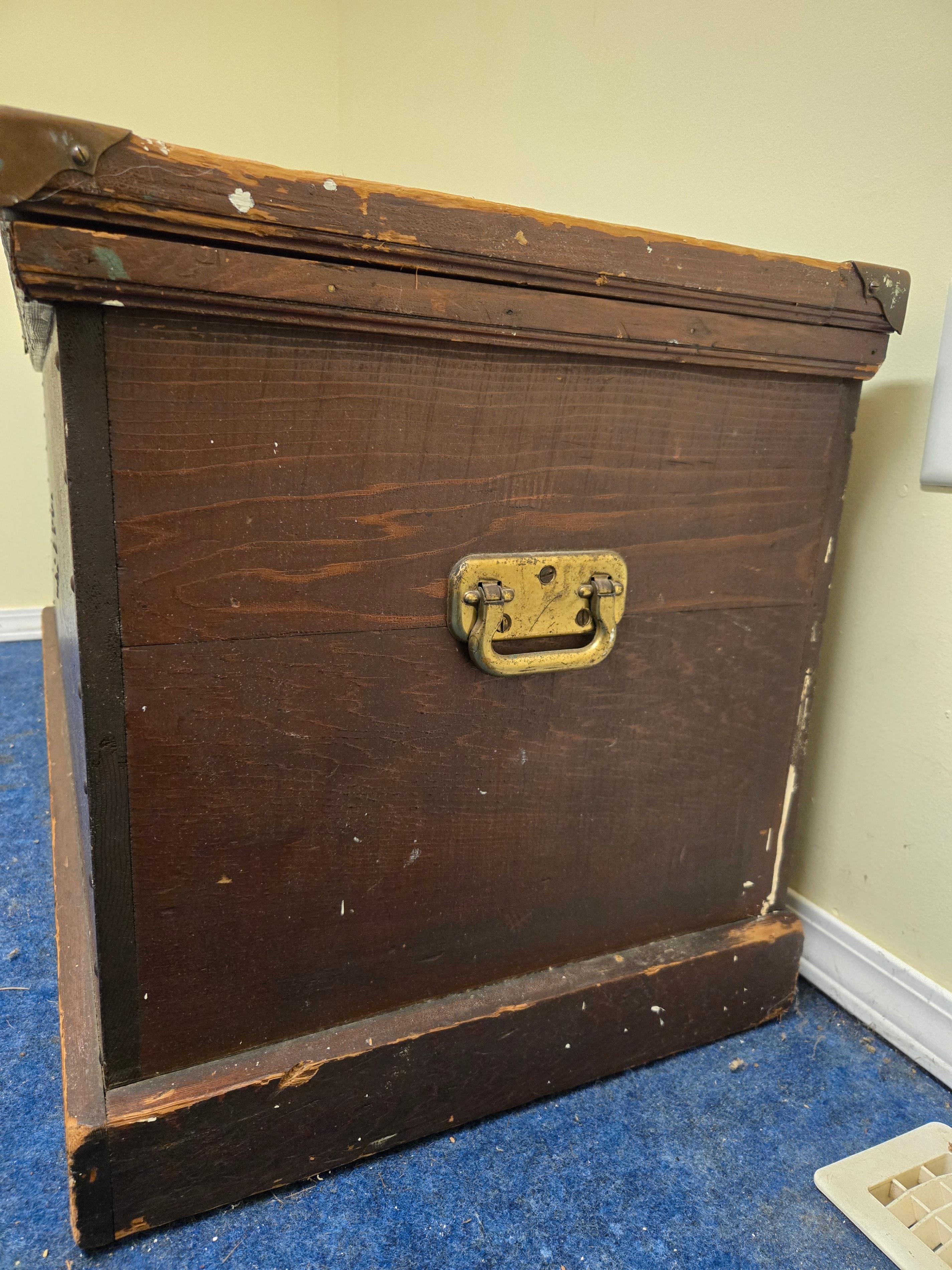Authentic 1920s Rustic Cedar Chest - photo 4