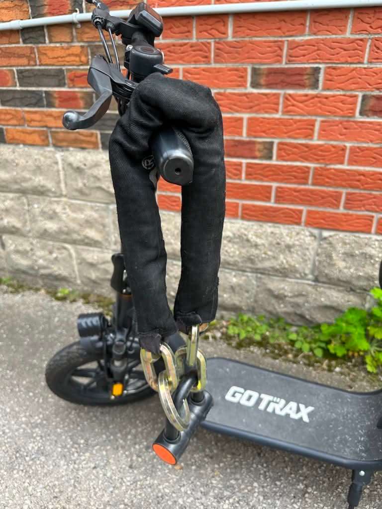 GOTRAX Electric Scooter with Seat and Basket - photo 3