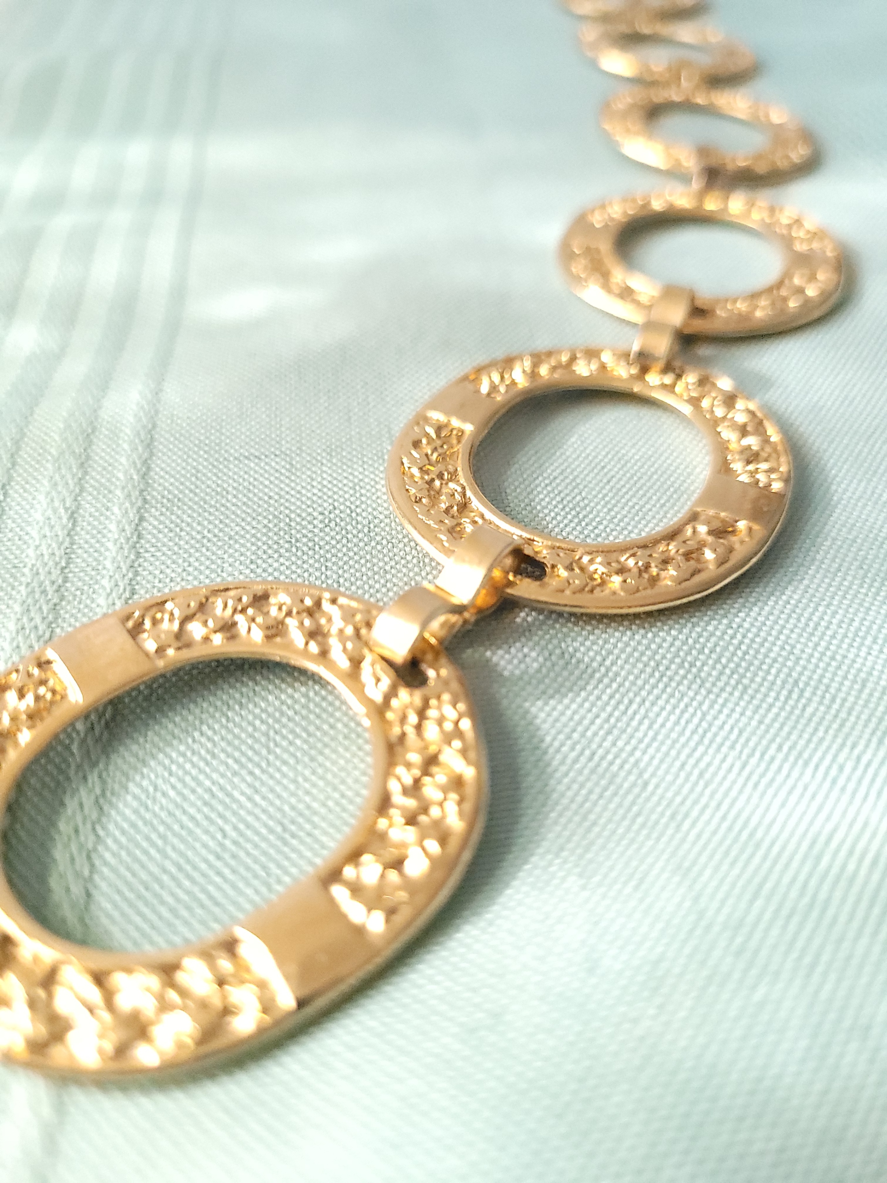 80s Textured Gold Tone Circle Link Chain Belt Adjustable 38.5" - photo 2