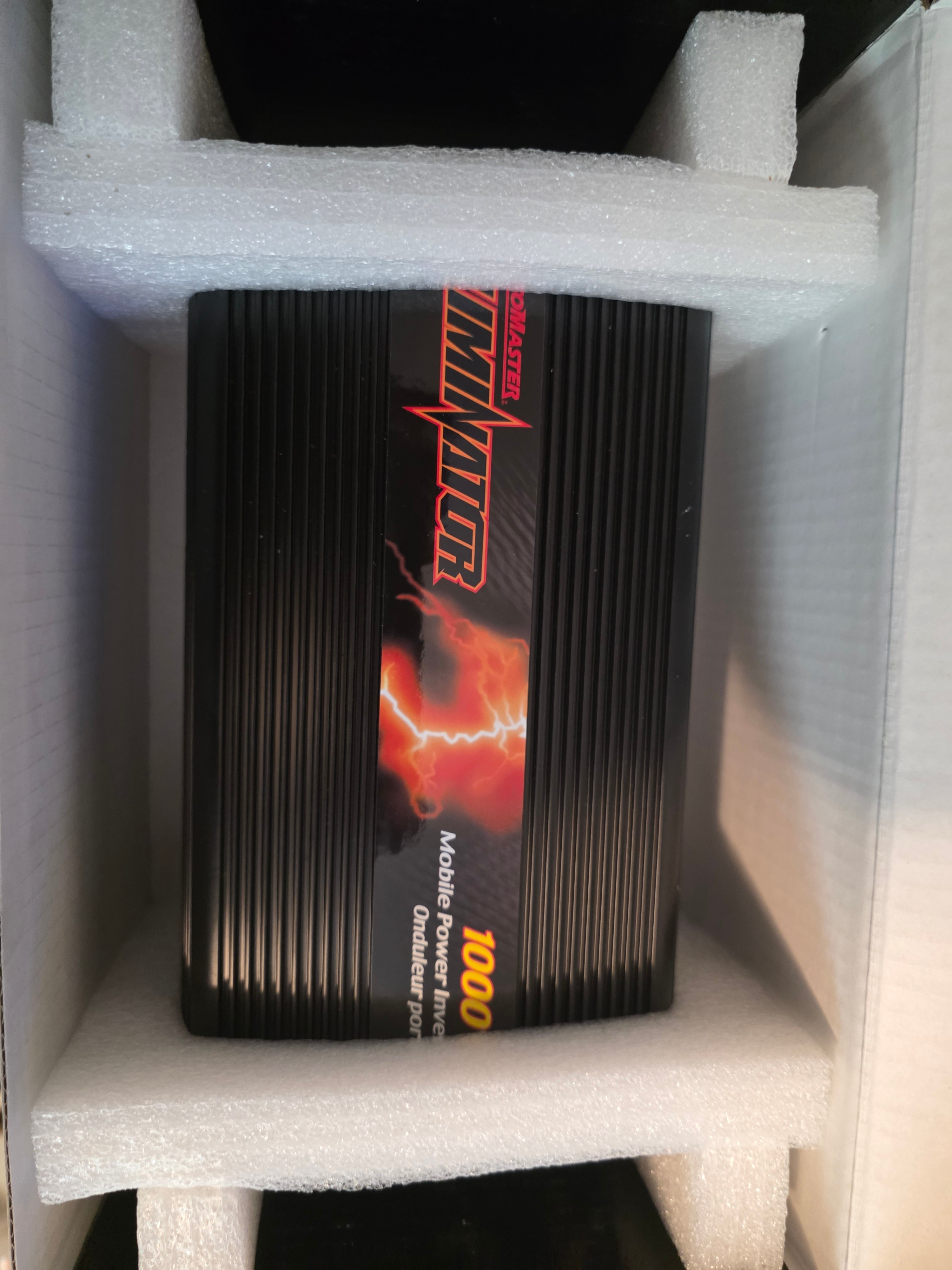 New Eliminator 1000 Watt Inverter - photo 5