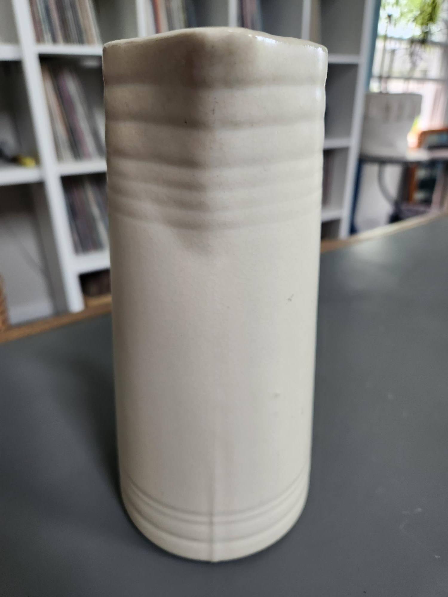 Art Deco Creamware Pitcher – Made in Japan (circa 1930s-1940s) - photo 3