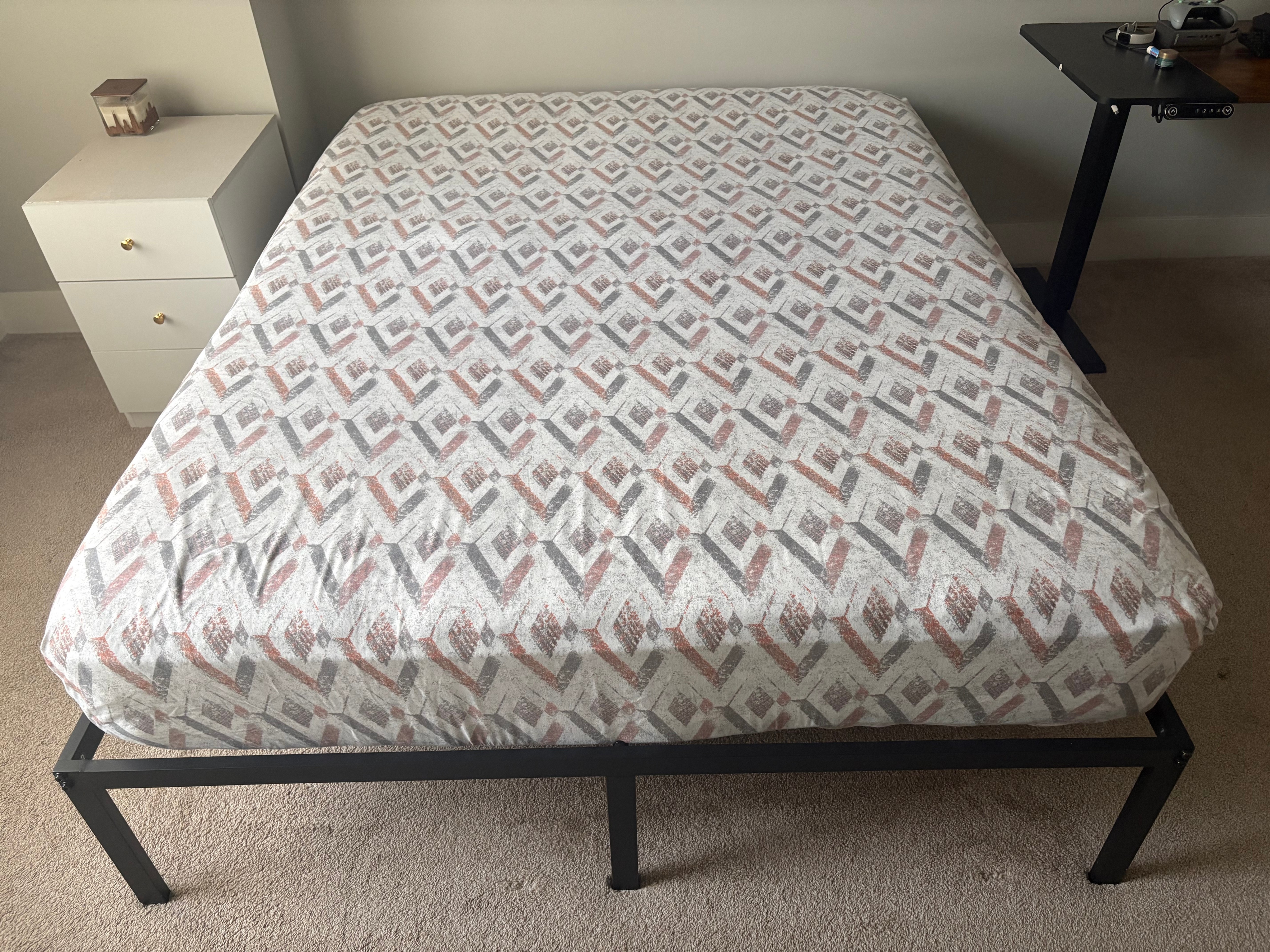 Queen metal bed frame with mattress (10") - photo 3