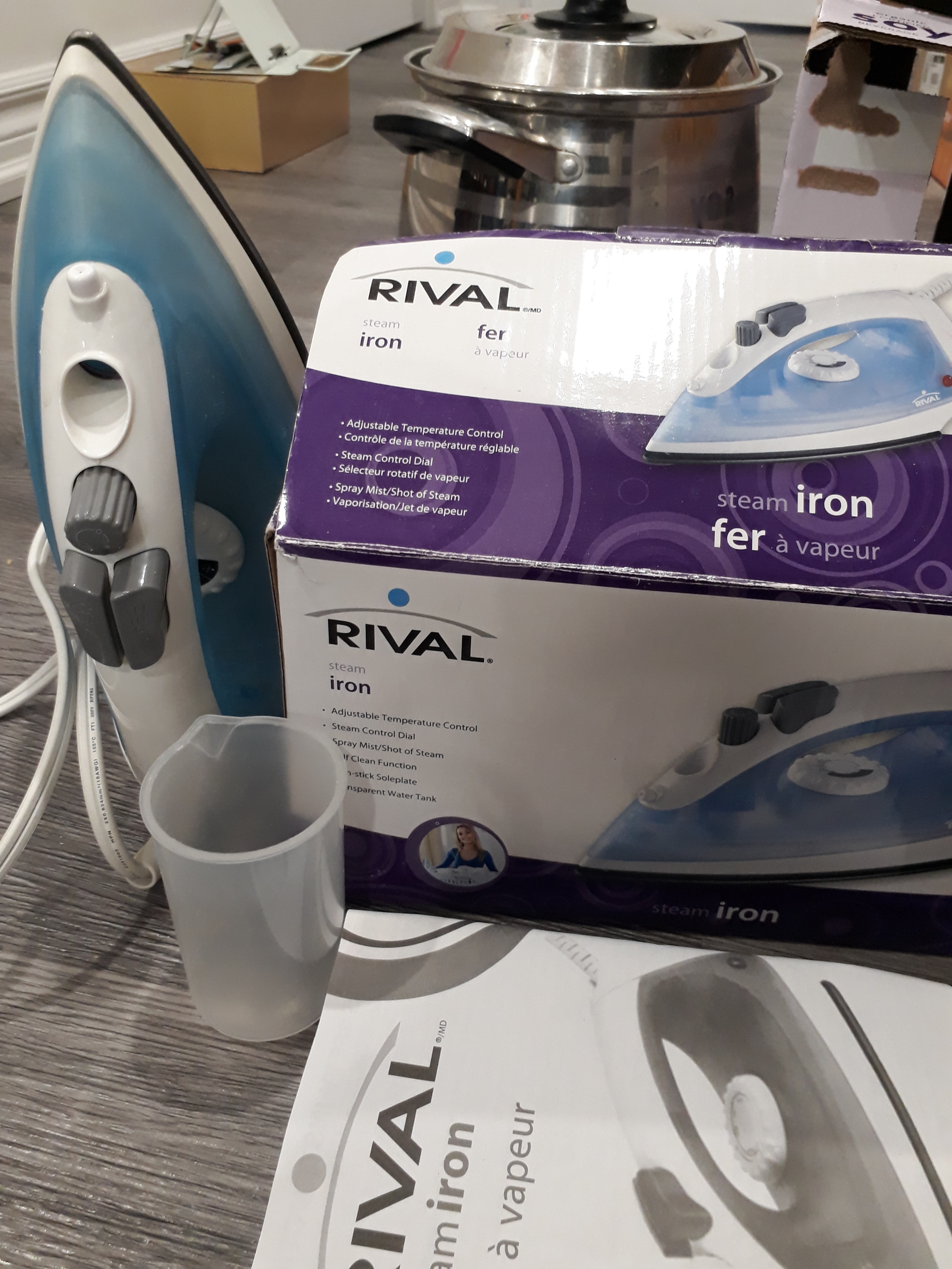 RIVAL Steam Iron with Ironing Board