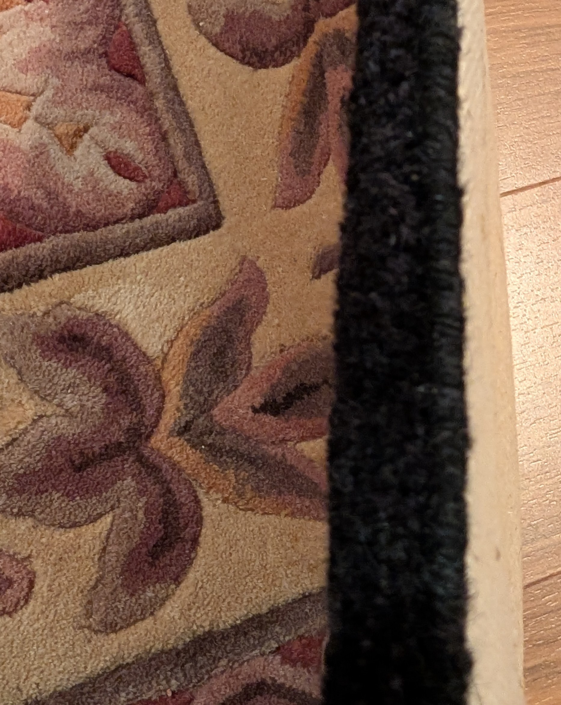 100% wool, thick-pile rug / carpet, 8' x 5'6" - photo 3