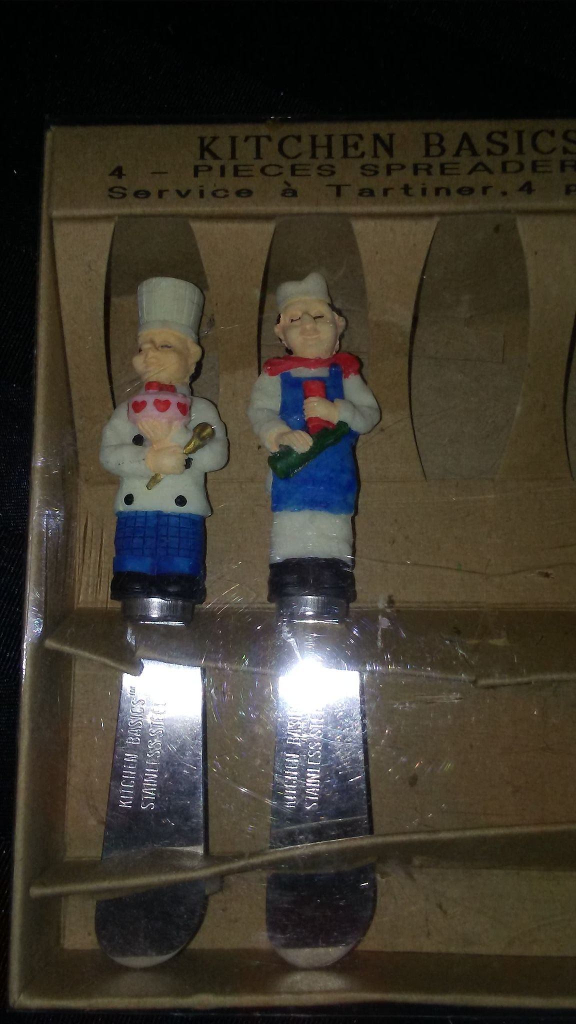 Kitchen Basics Spreaders (New)