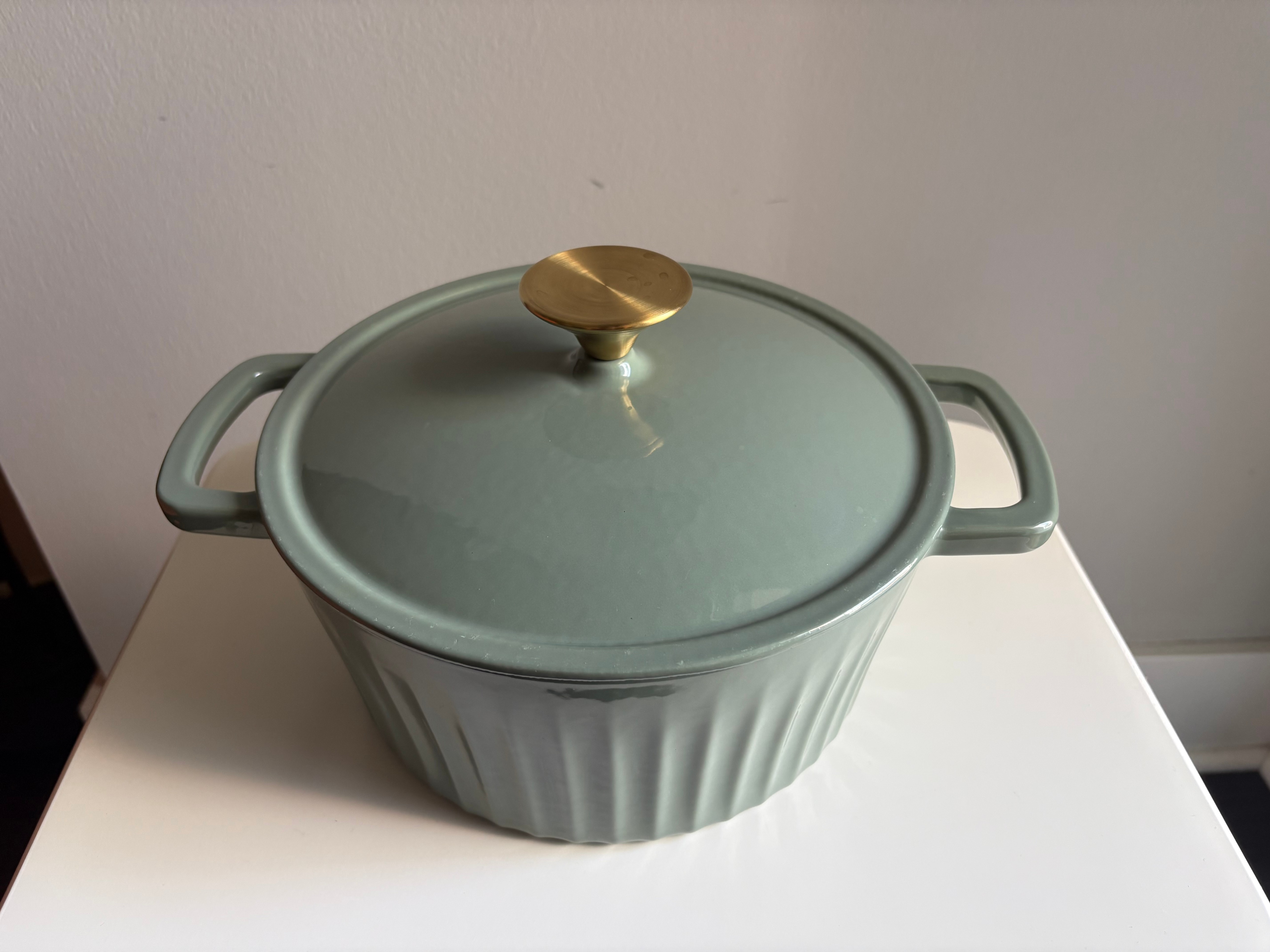3 QT Enameled Cast Iron Dutch Oven - photo 2