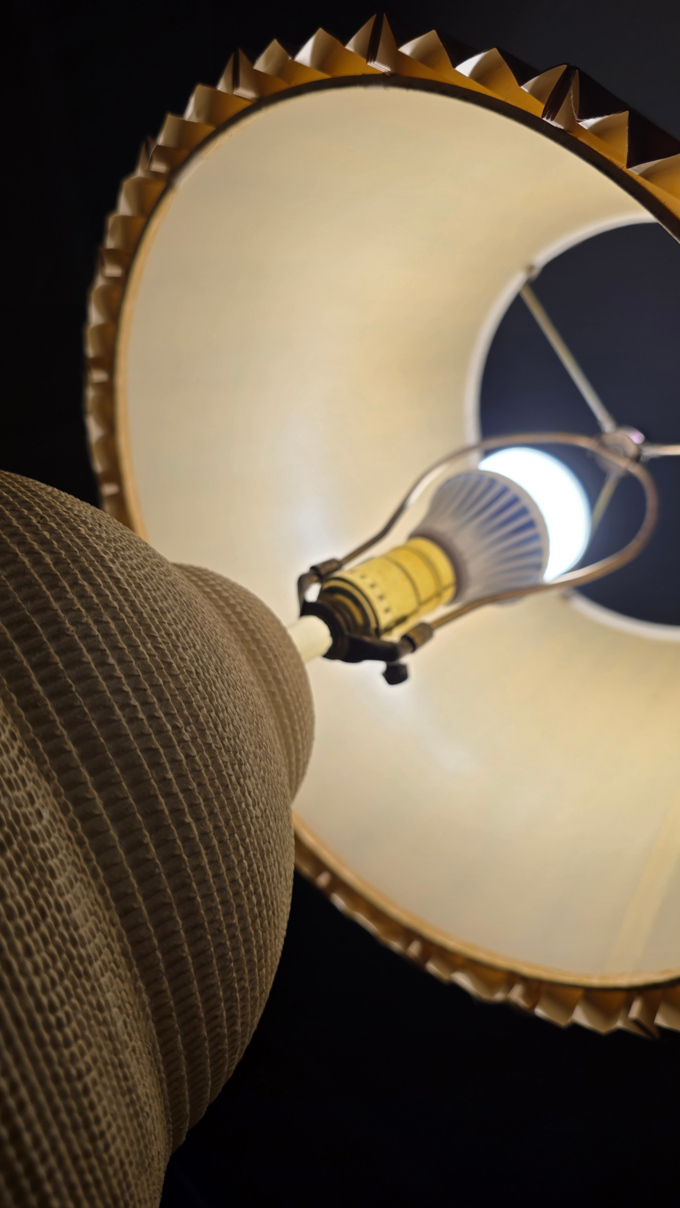 Textured Plaster Table Lamp with Pleated Shade - photo 2