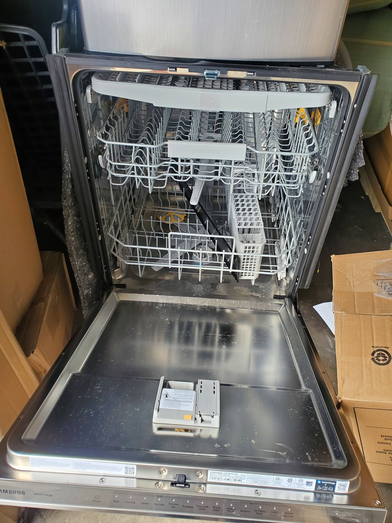 Samsung 24" Smart Built‐In Dishwasher – AutoRelease - photo 5