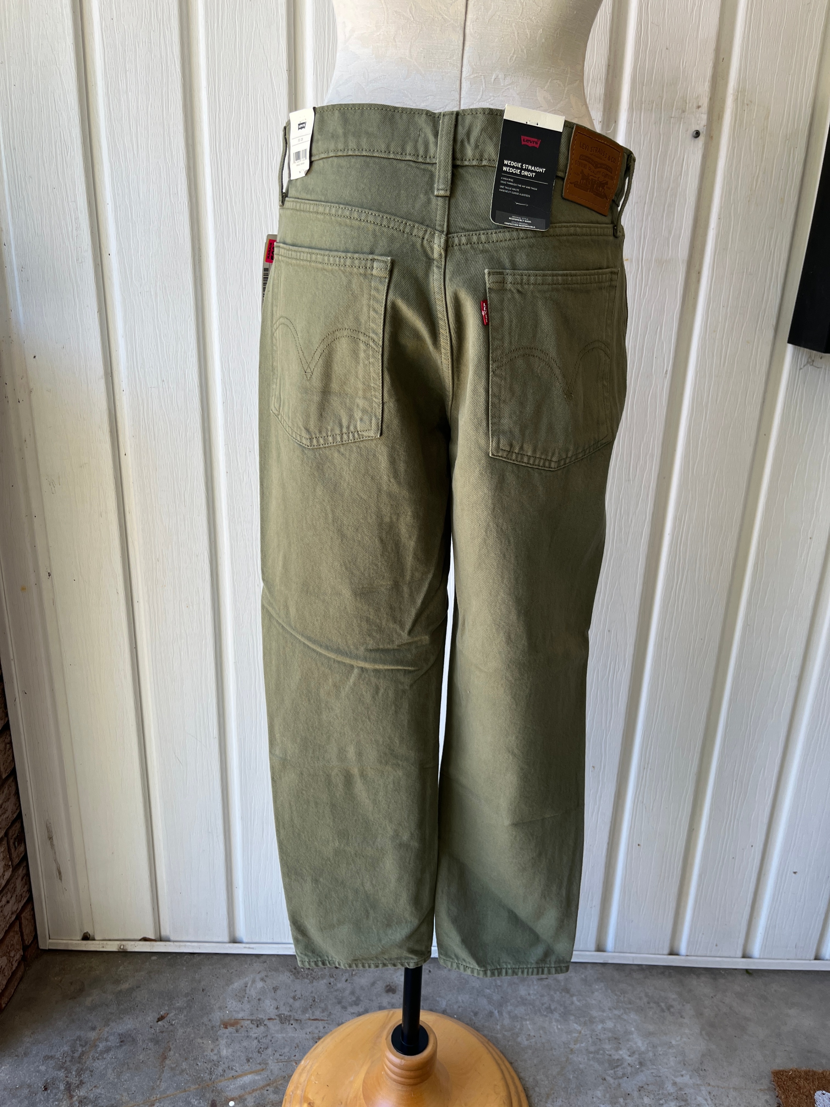 Levi's Wedgie Straight Jeans - Olive Green - Size 30x28 - photo 2
