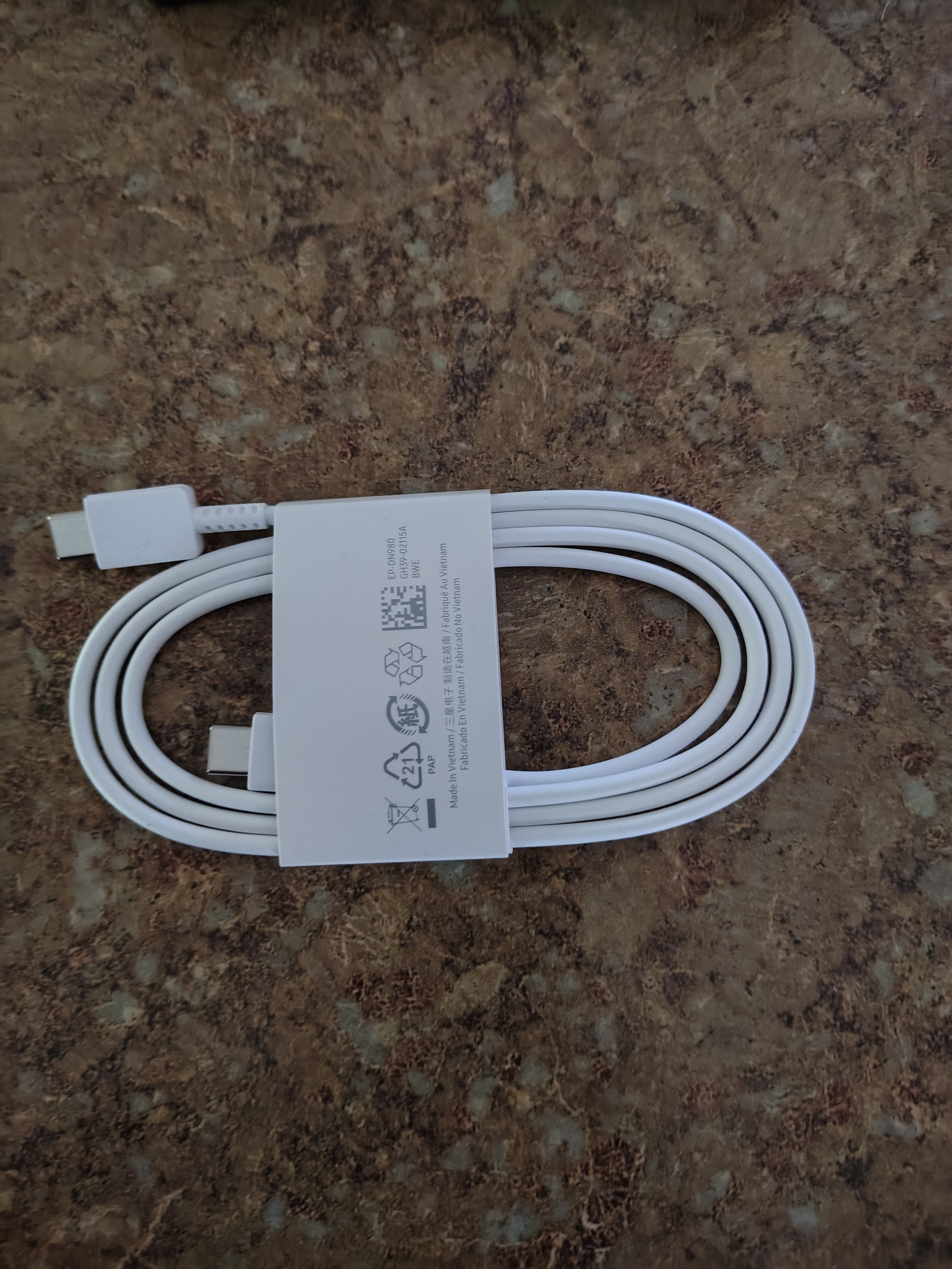 BRAND NEW ORIGINAL SAMSUNG 3 FEET USB C TO USB C CABLE