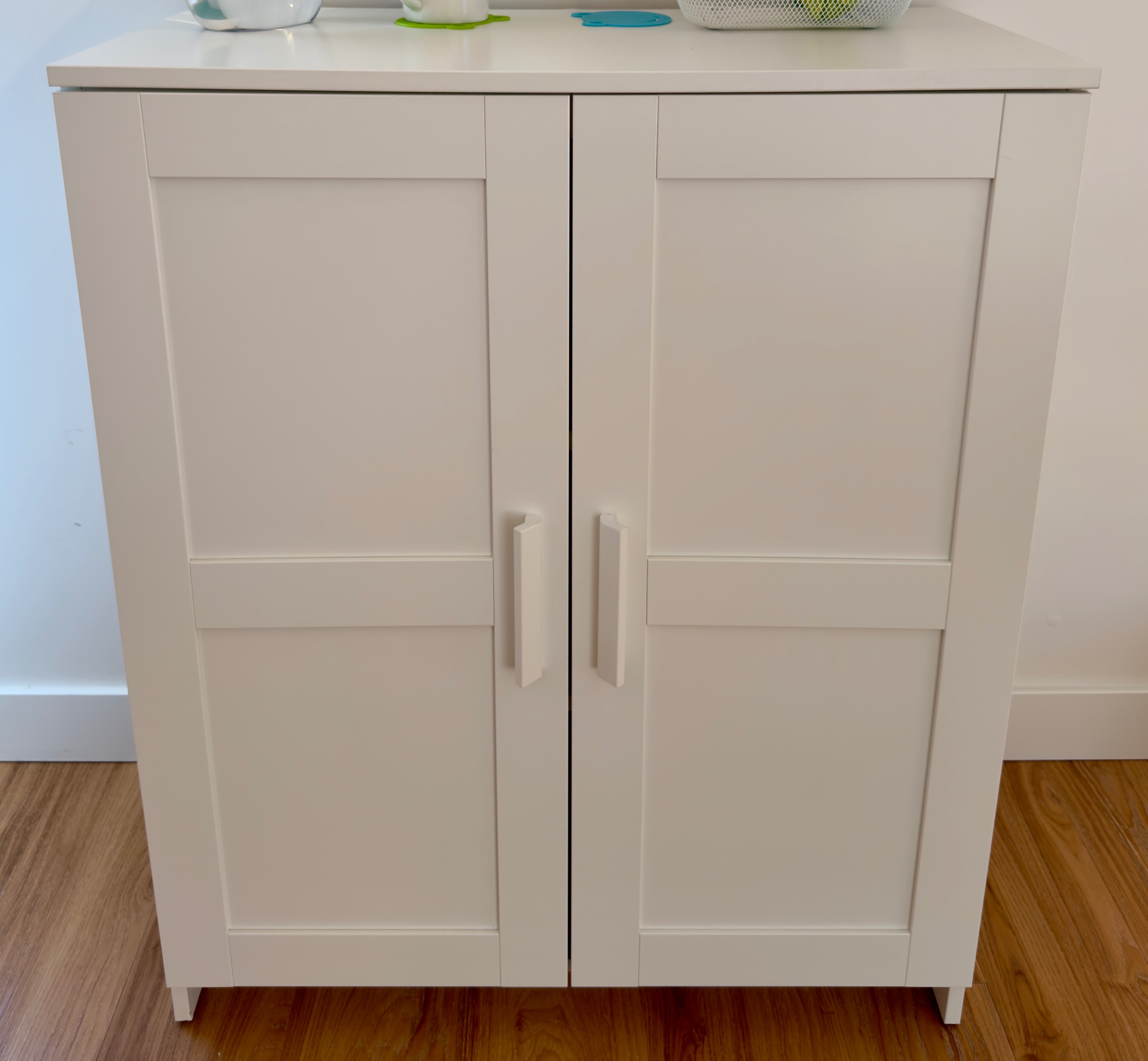 Cabinet with doors - photo 2