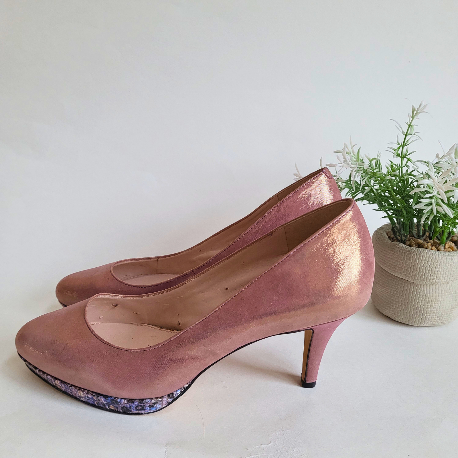 Price DROP - Vince Camuto Size 7.5 Pink Heels - South Ajax - photo 2