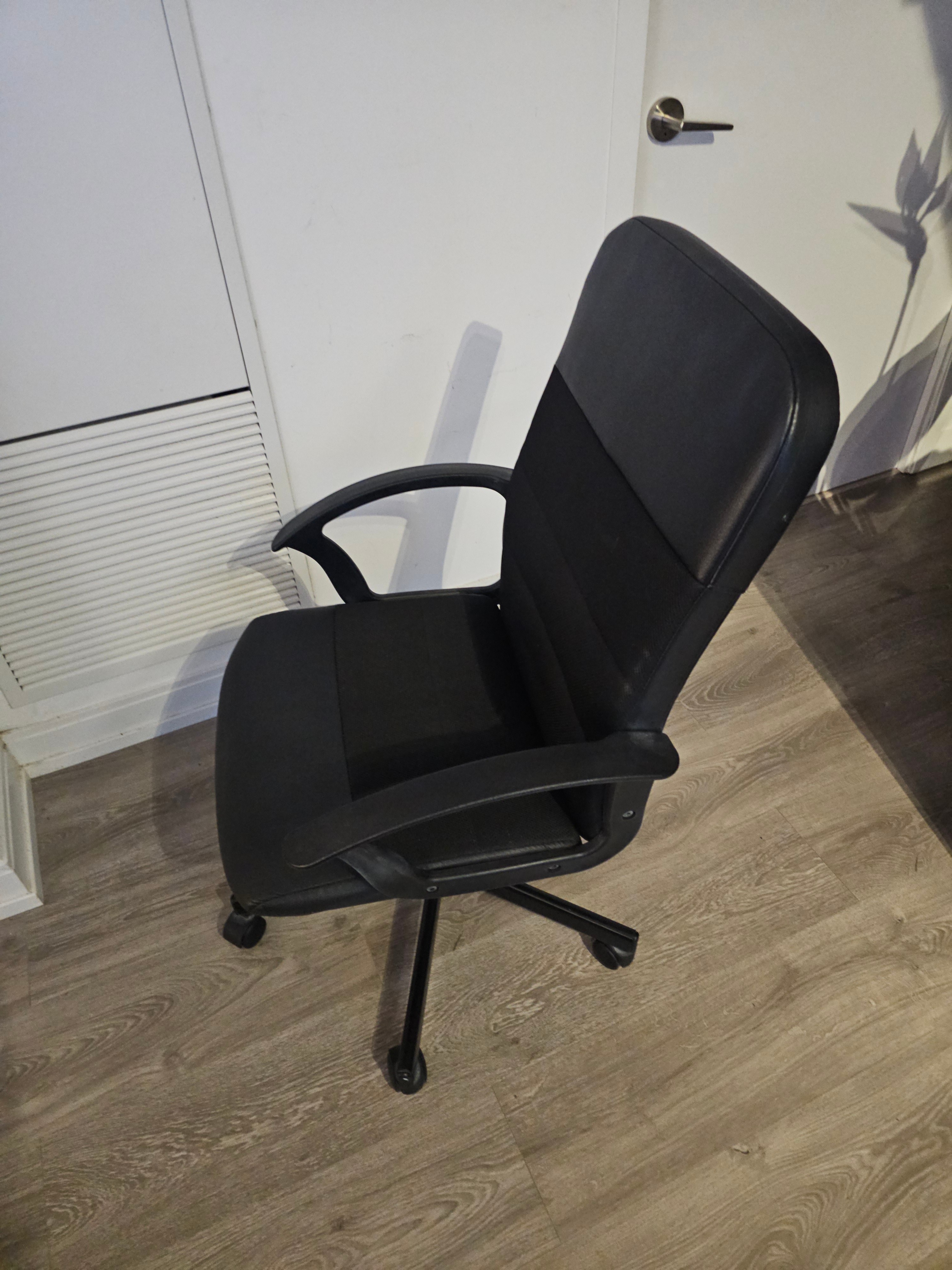 Desk Chair for Sale - photo 2