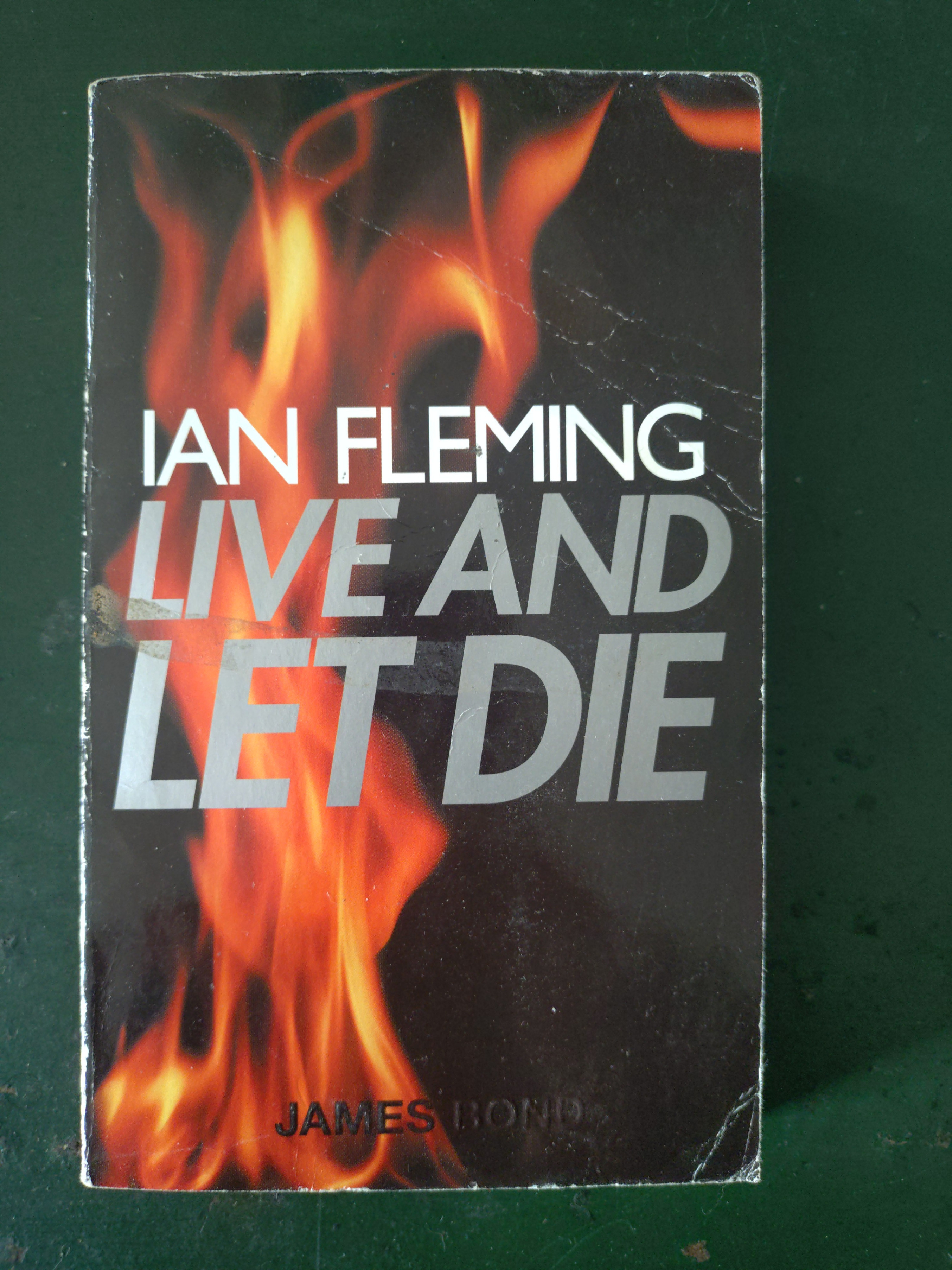 Crime, Spy & Mystery Classics Bundle – Fleming, Doyle & More - photo 3