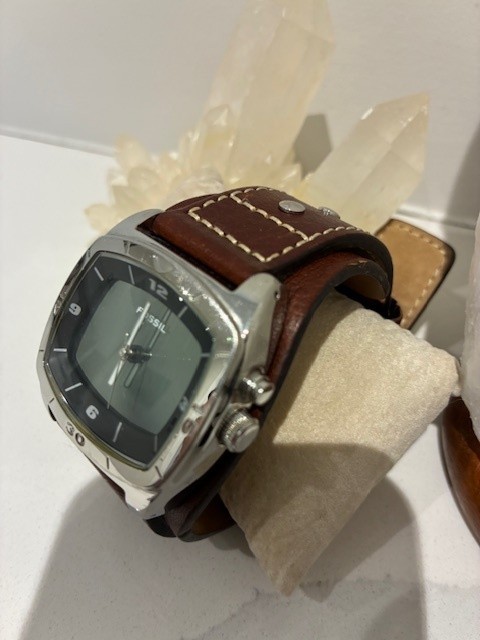 Fossil Watch w/ Leather Band - photo 3