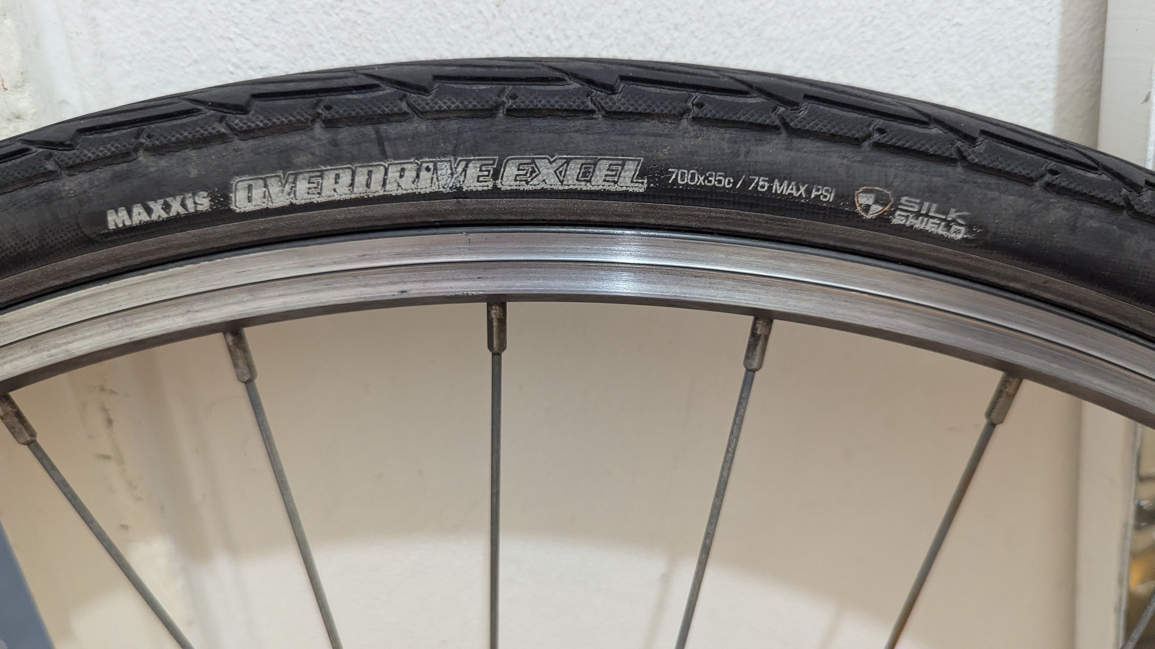 700x35C (28x1 5\8x1 3\8) REAR Wheel Used Bike Bicycle - photo 4
