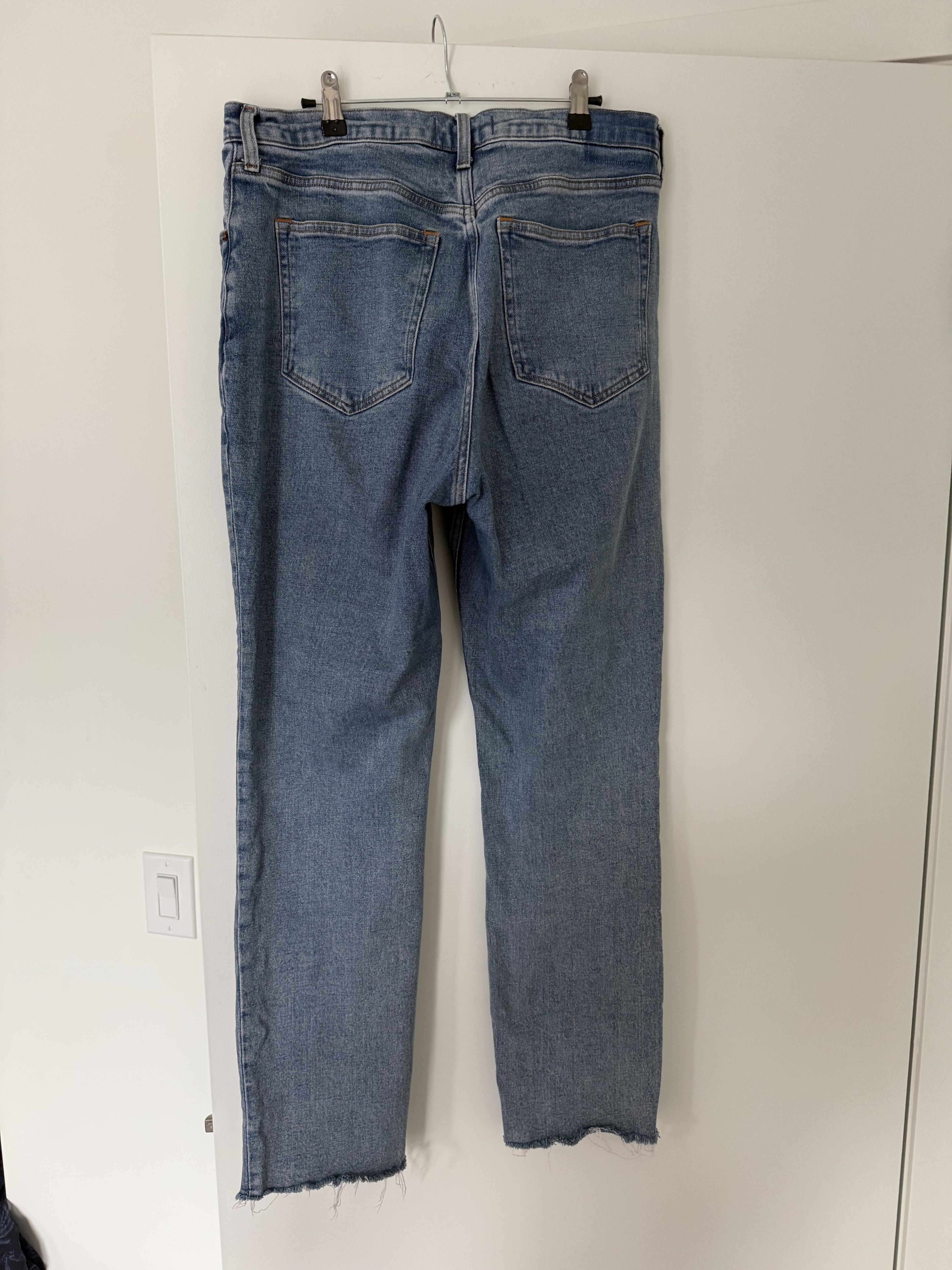 Abercrombie & Fitch Ultra High Rise Ankle Straight Jeans - photo 3