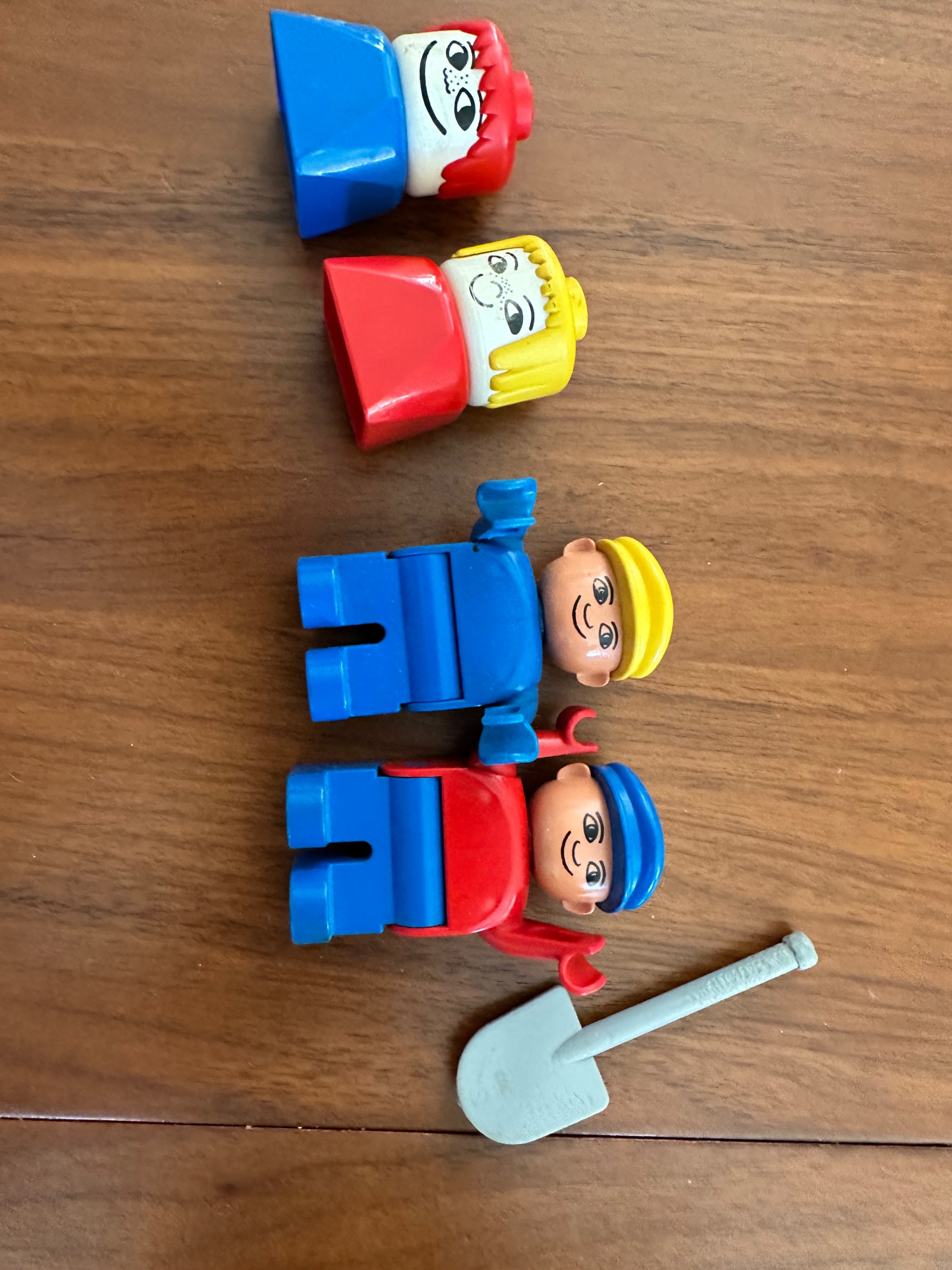 Original 1984 LEGO Duplo Train Set and Bunny Carrying Bag - photo 2