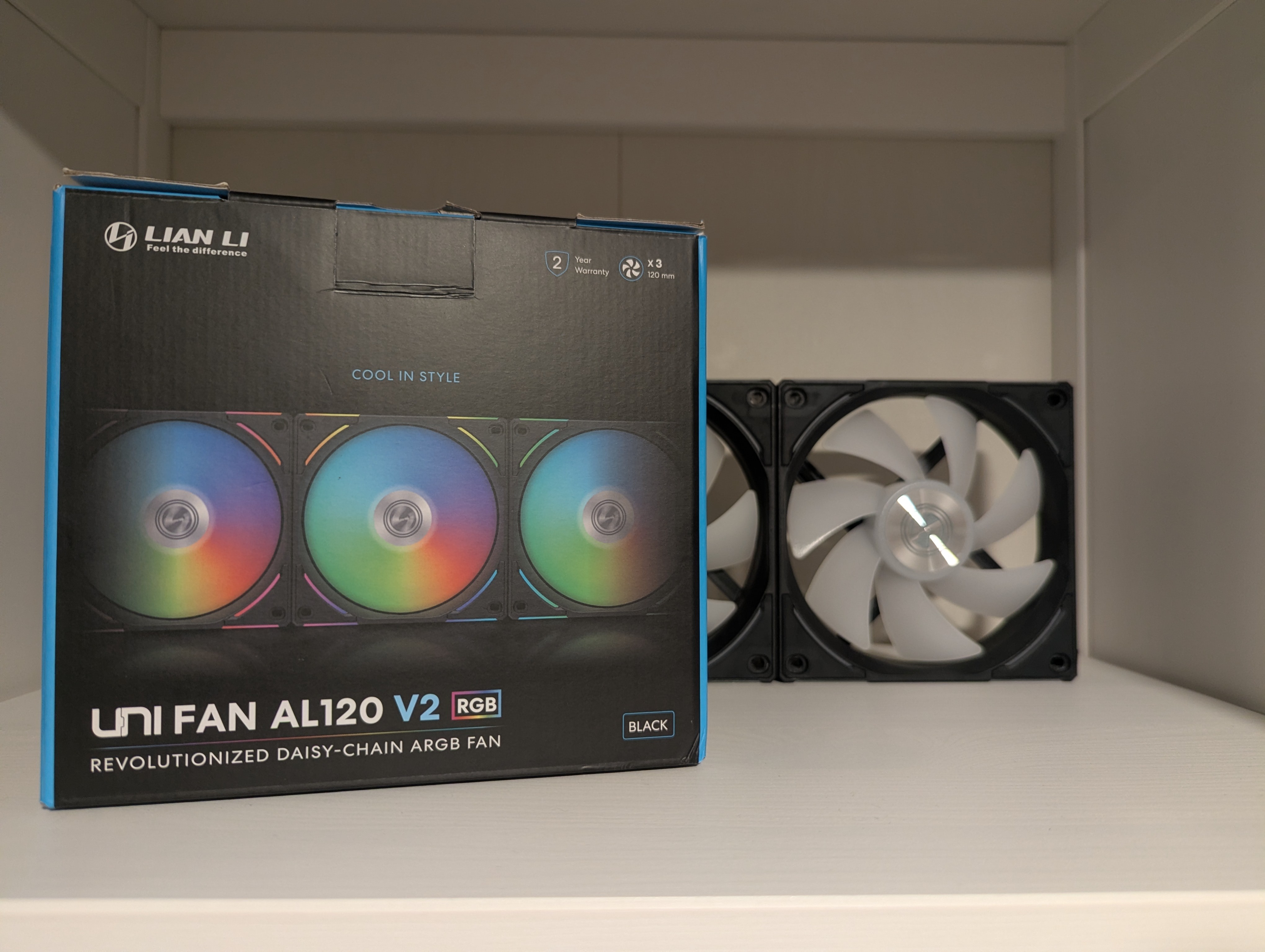 Lian Li ALv2 Unifans (120 mm) - photo 2