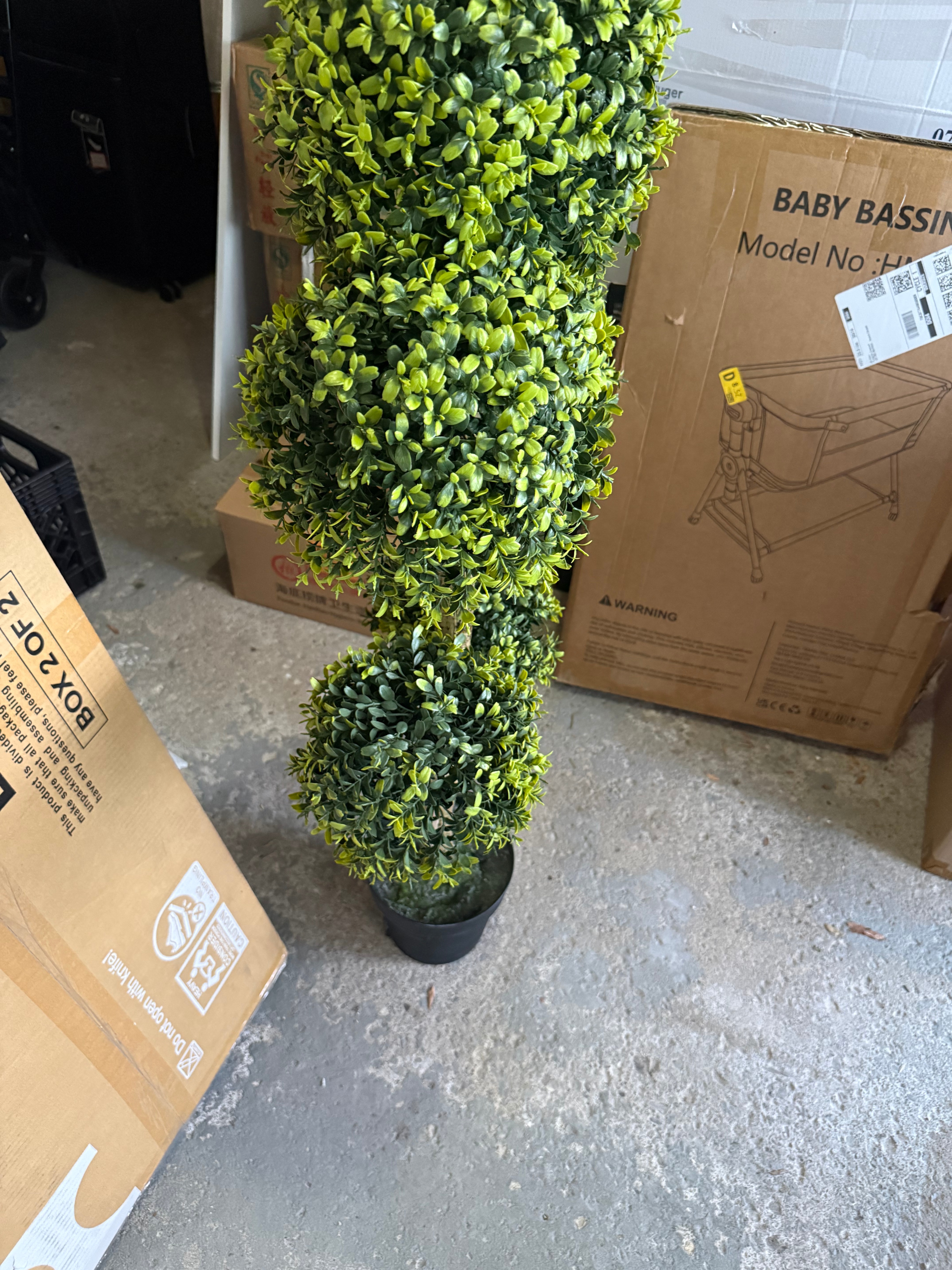 Goplus 46" Artificial Boxwood Topiary Tree - Fake Potted Plant