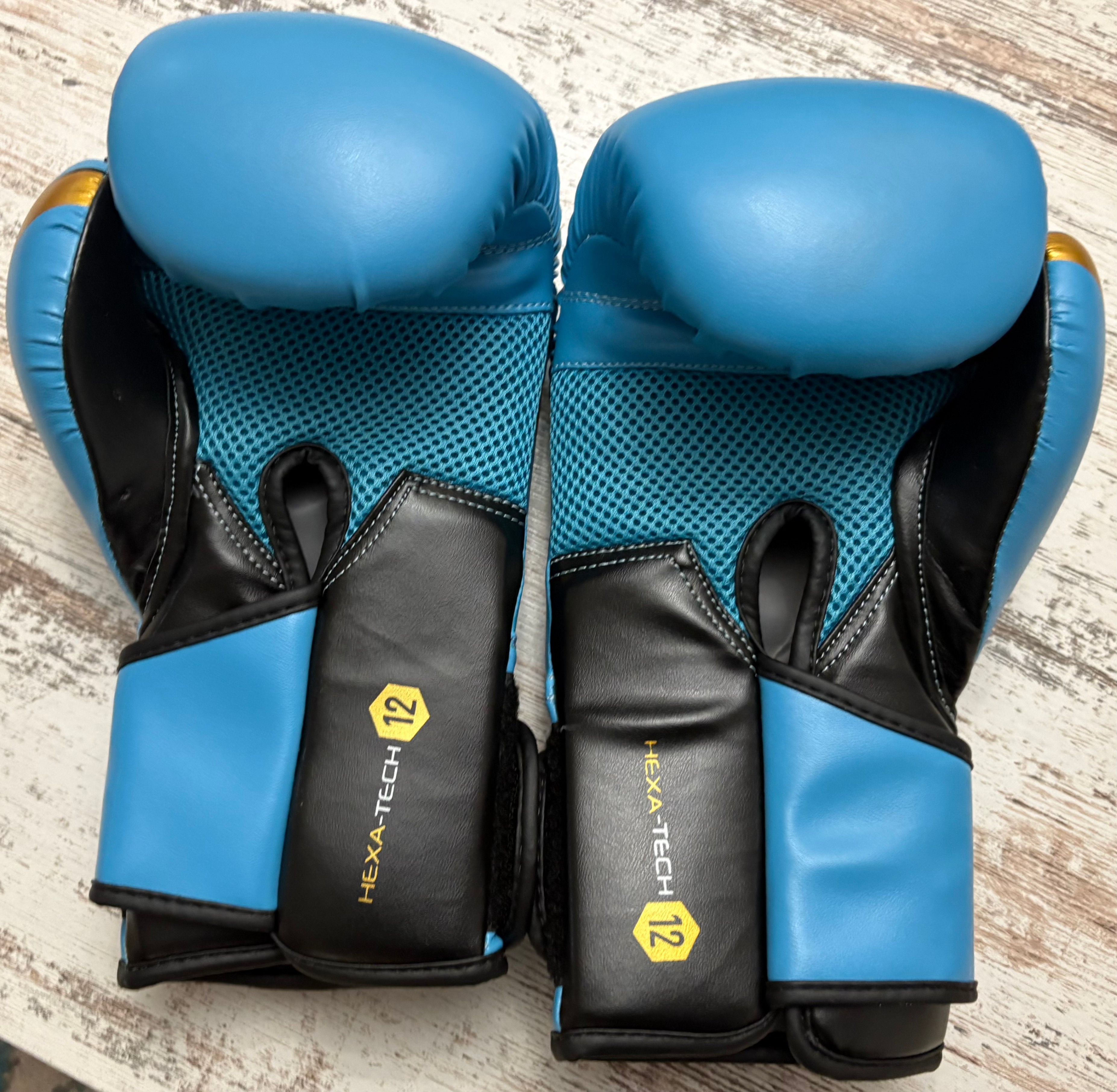 Boxing gloves - photo 2