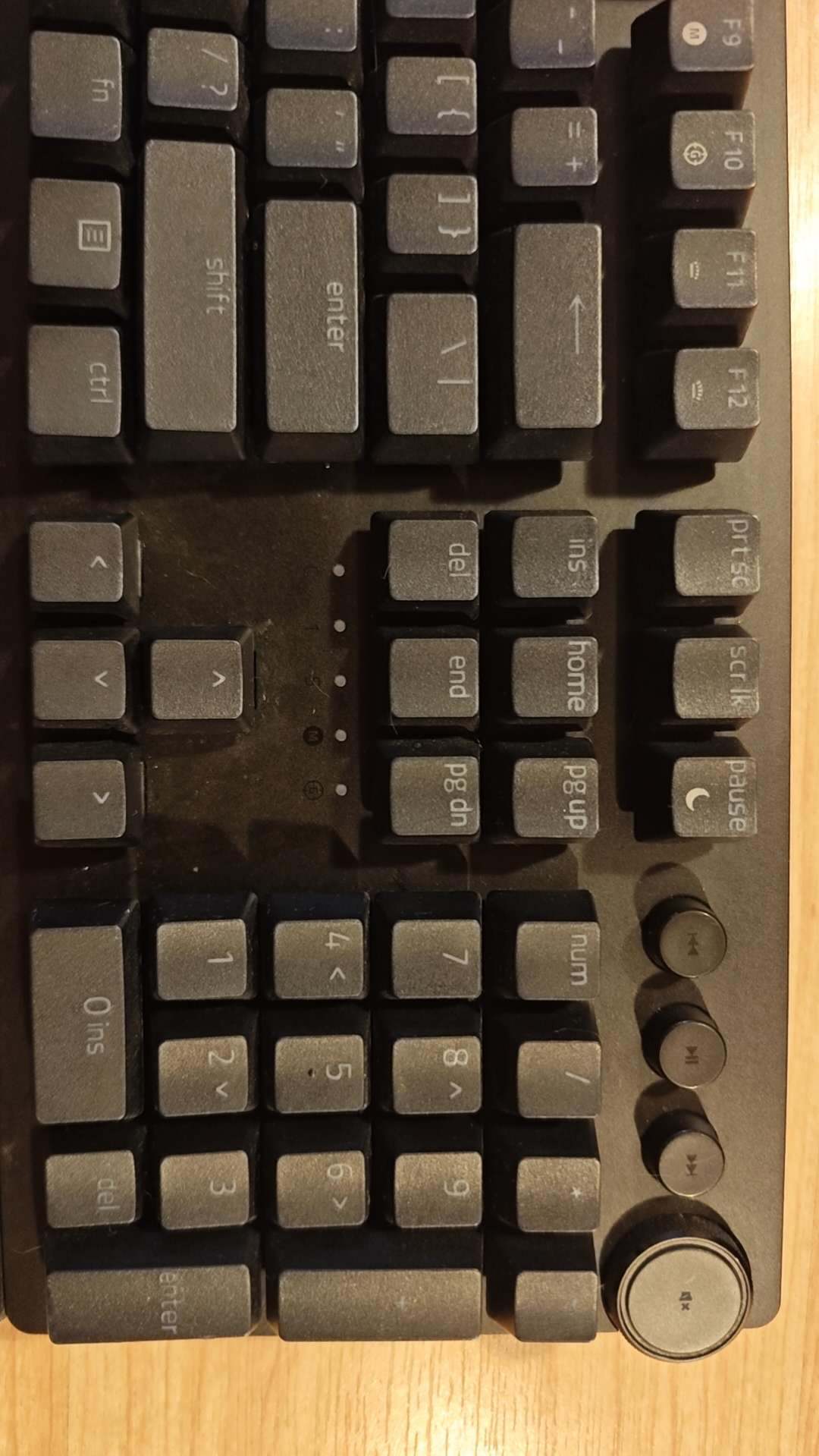 Razer Huntsman V2 Wired Gaming Keyboard - Clicky Optical - photo 2