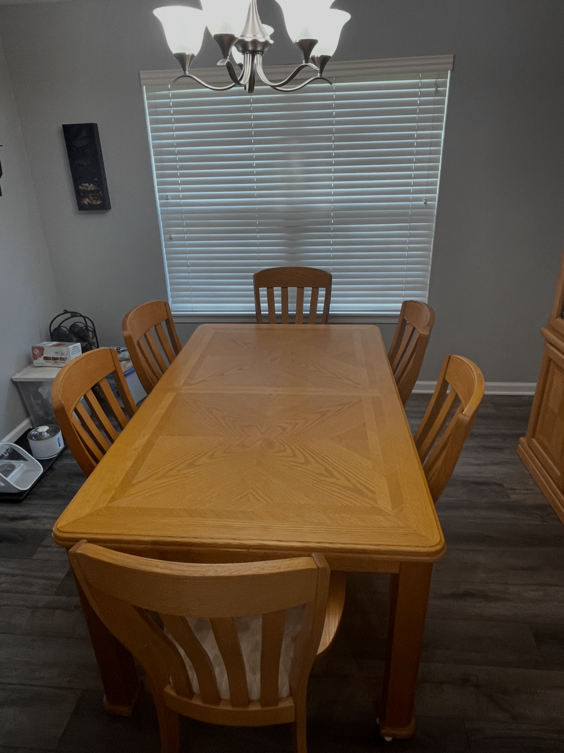 Dining Room Table & Matching Hutch - photo 3