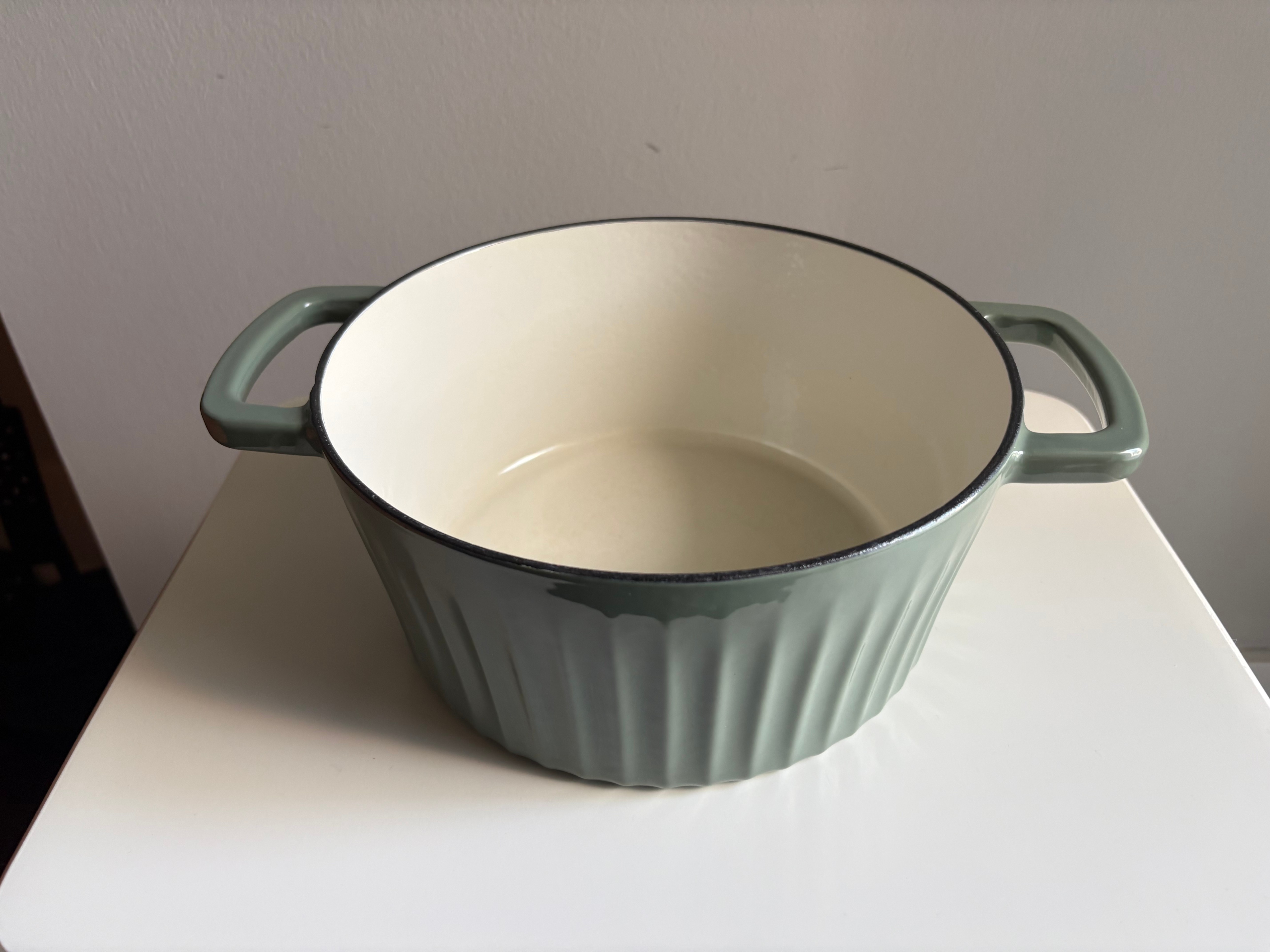 3 QT Enameled Cast Iron Dutch Oven - photo 3