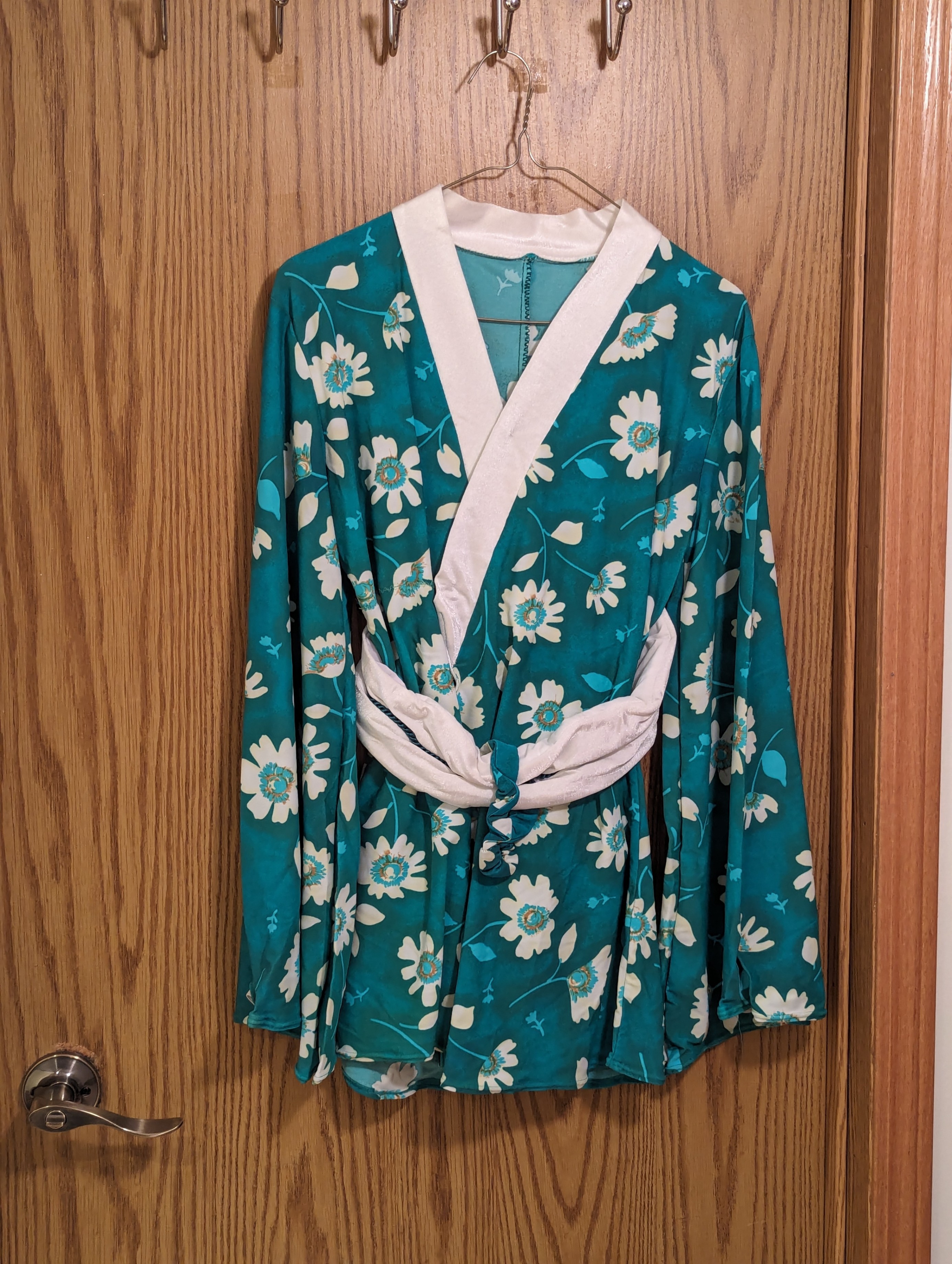 Ladies figure skating costume or dance costume dress size medium - photo 4