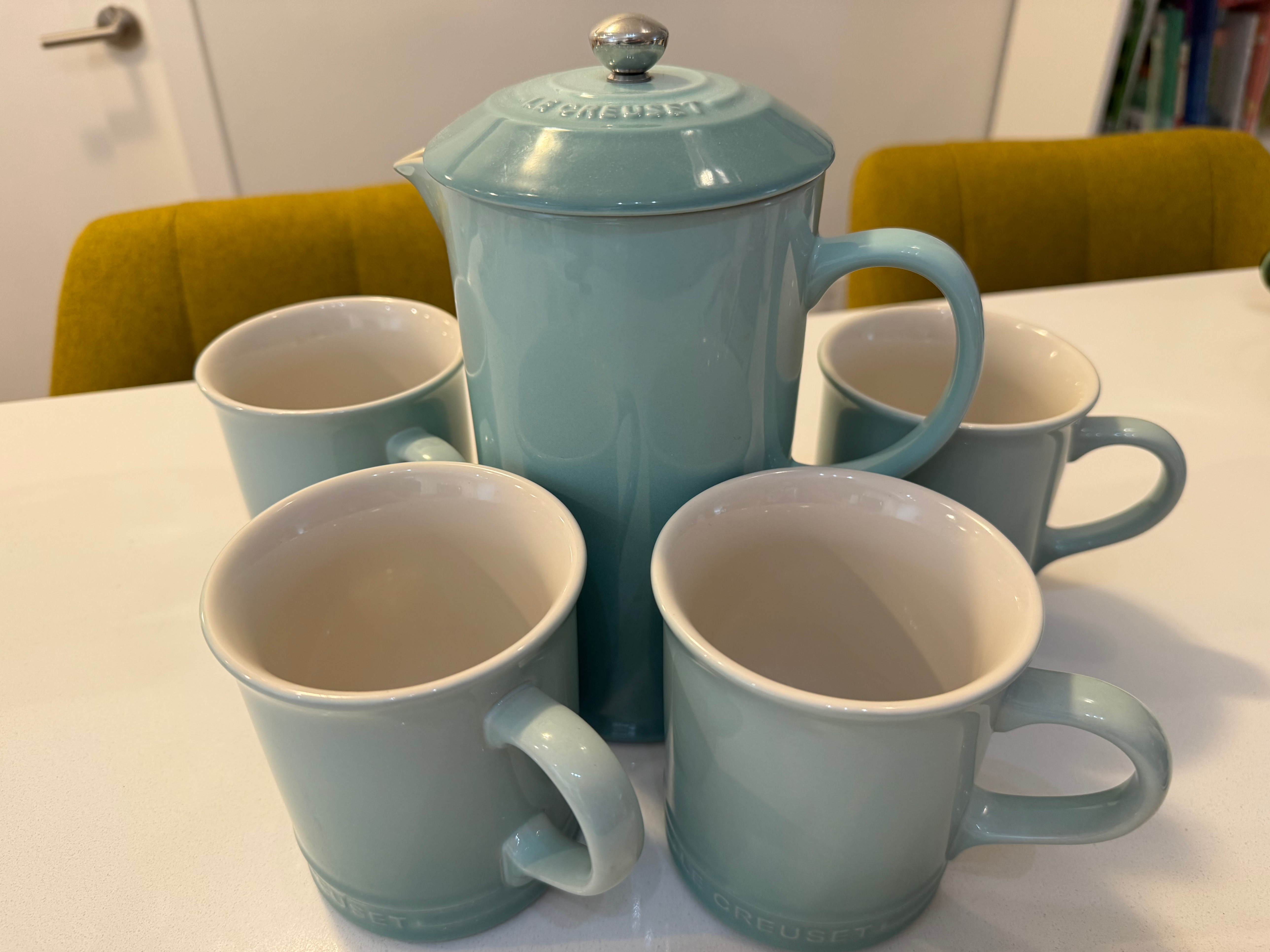 Le Creuset French Press with 4 Mugs Set - photo 3