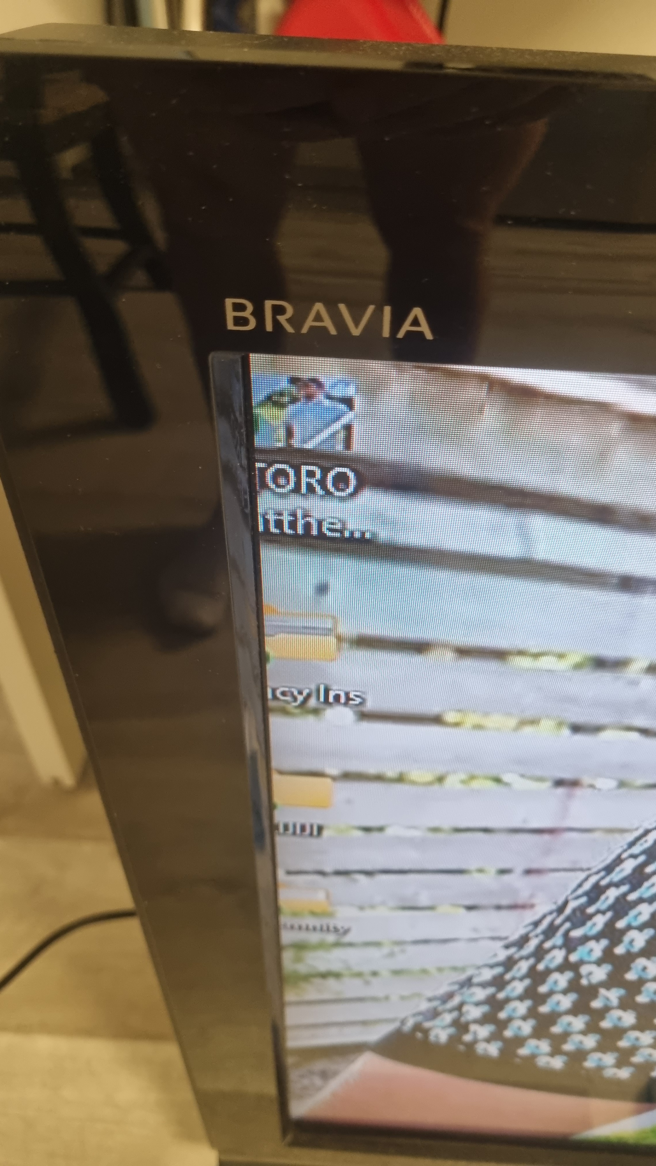 Sony Bravia KDL 46s4100 LCD TV 46'' w Remote and stand - photo 2